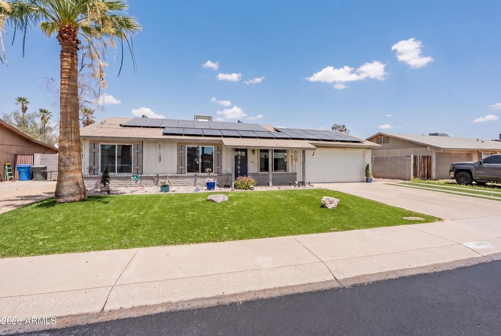Photo of 2520 E Libby Street, Phoenix, AZ 85032 (MLS # 7032508)