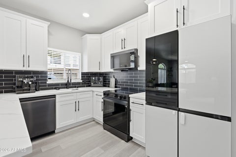 Property photo of 2024 S Baldwin -- 76, Mesa, AZ 85209