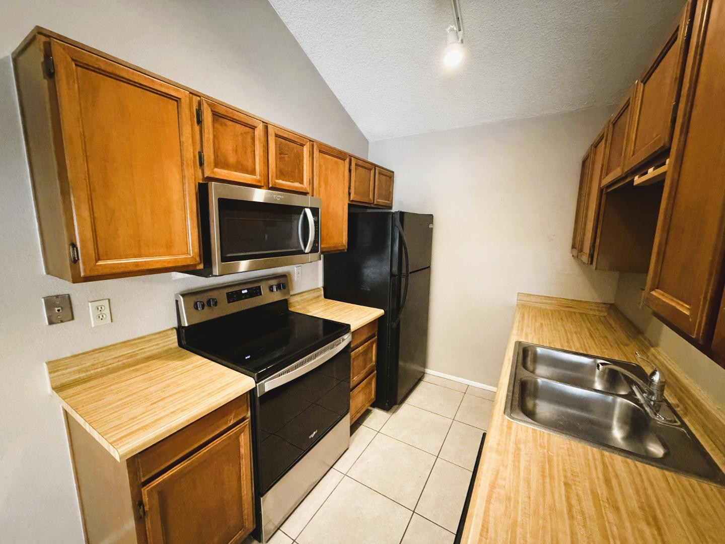 602 N MAY -- 21
