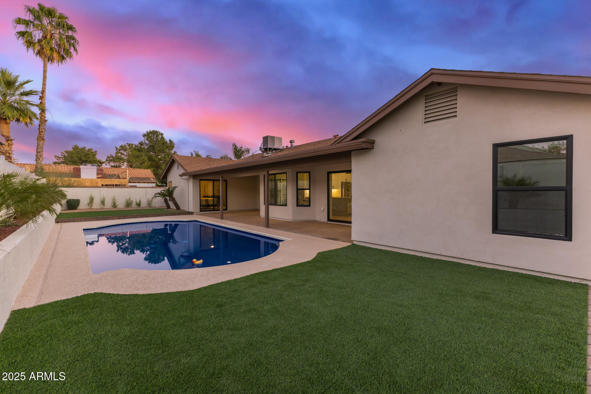 6118 E BLANCHE Drive