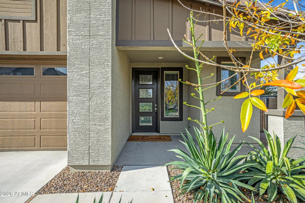 Photo of 1034 S Sunset Drive, Chandler, AZ 85286 (MLS # 6968960)