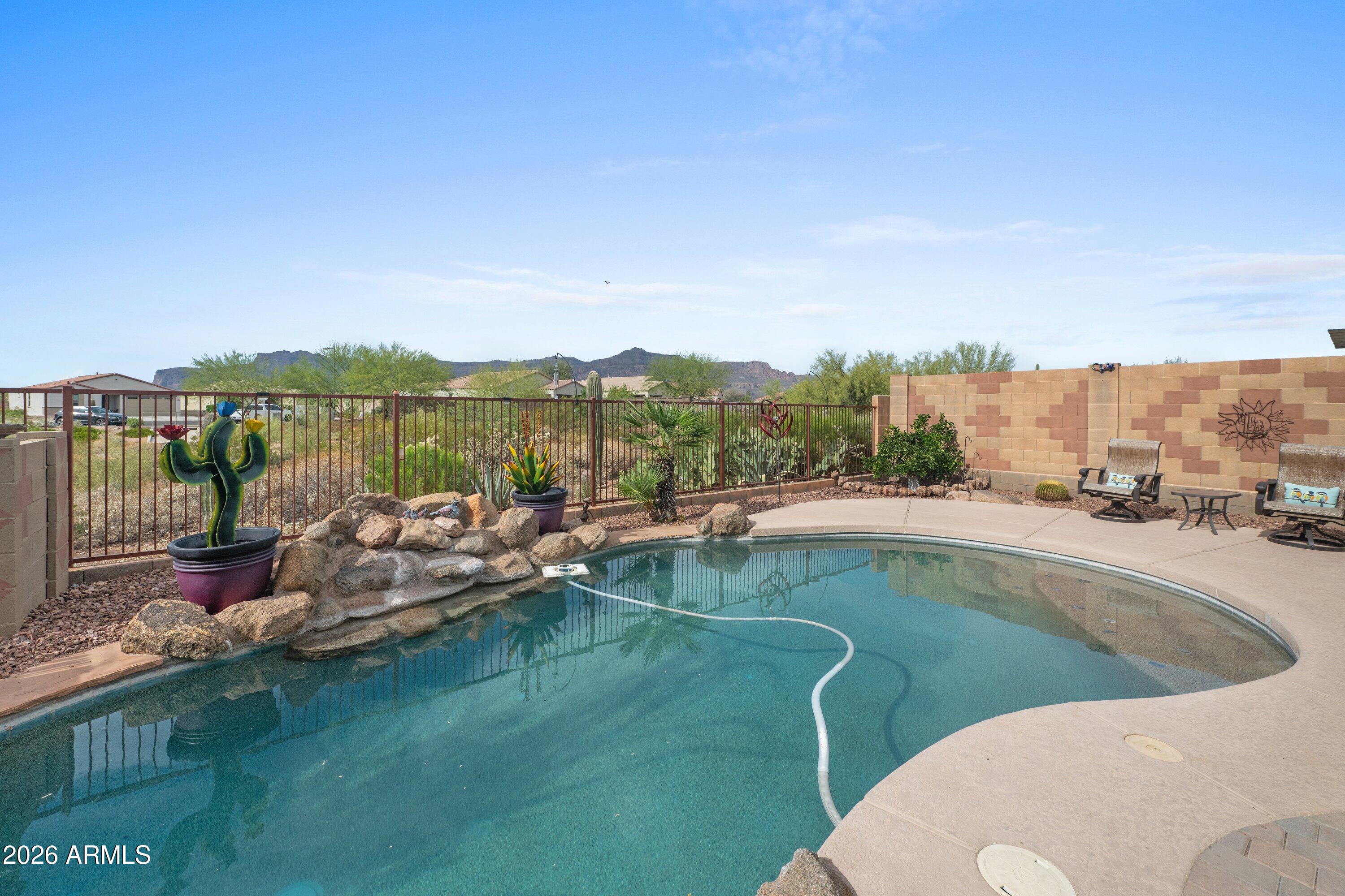 PERALTA TRAILS UNIT III-A - Residential