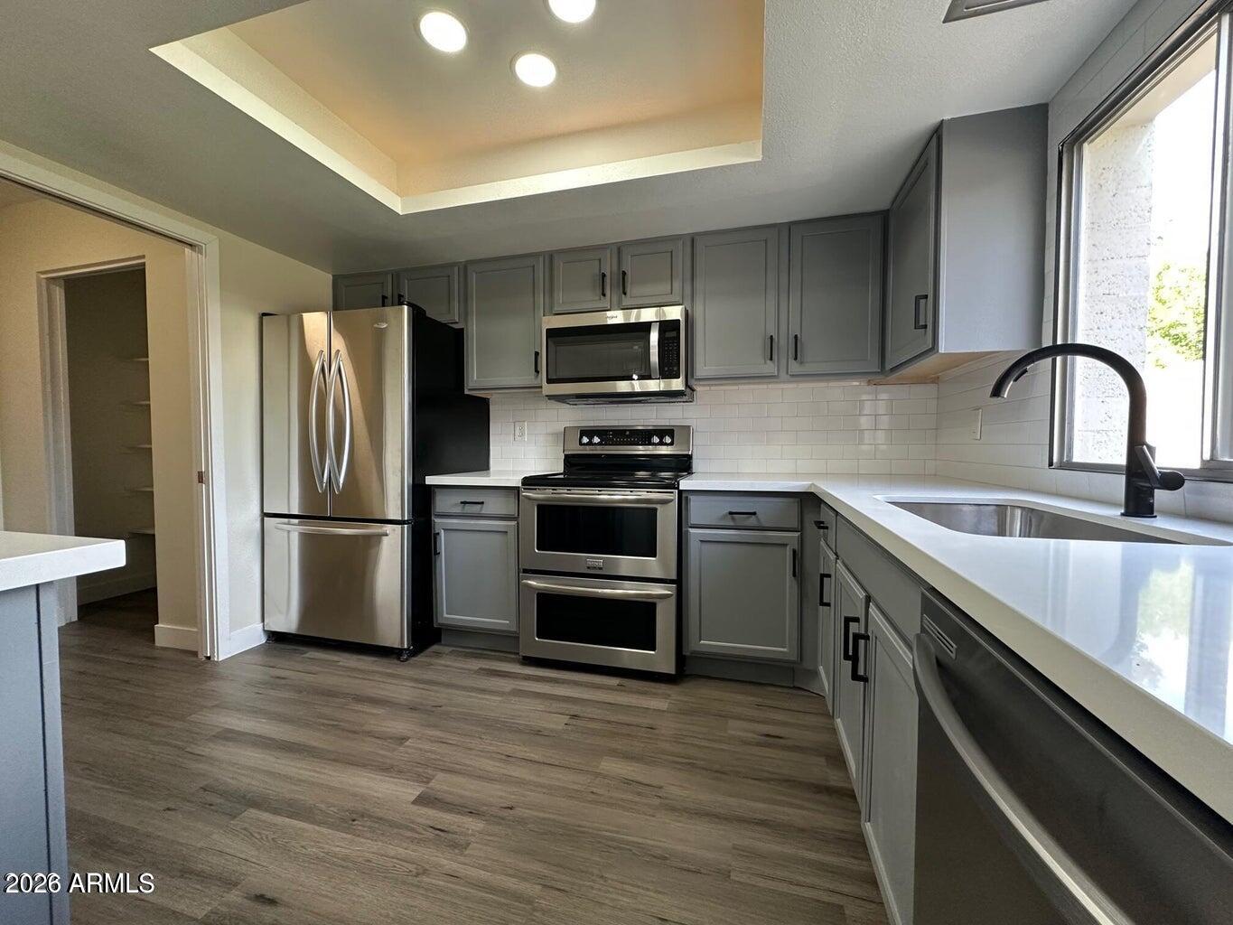 4518 W PARADISE Drive