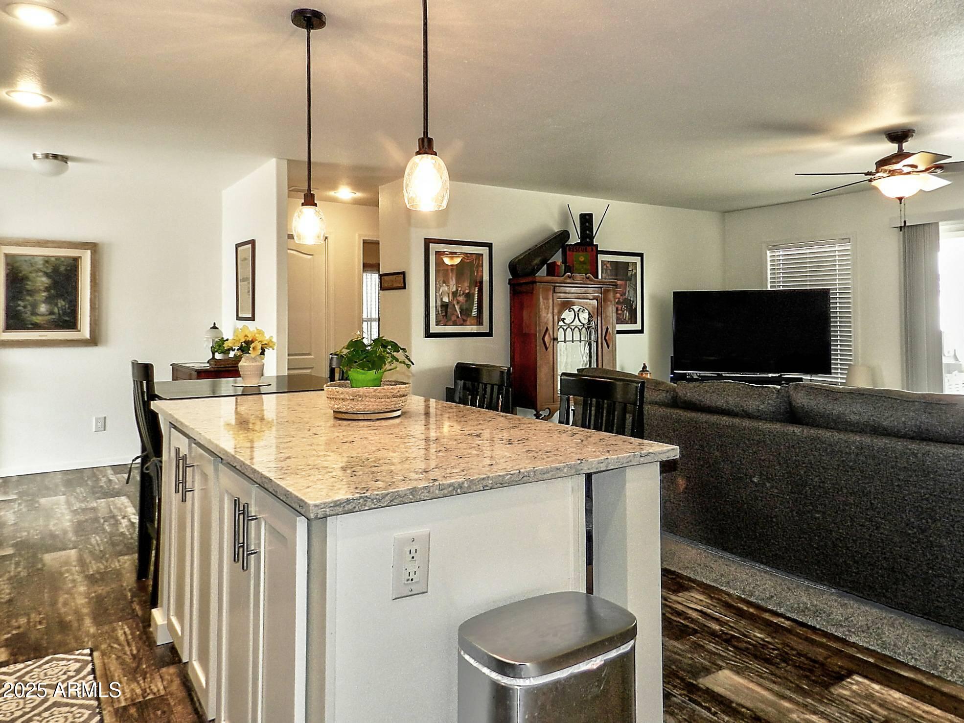 1065 Crenshaw Avenue