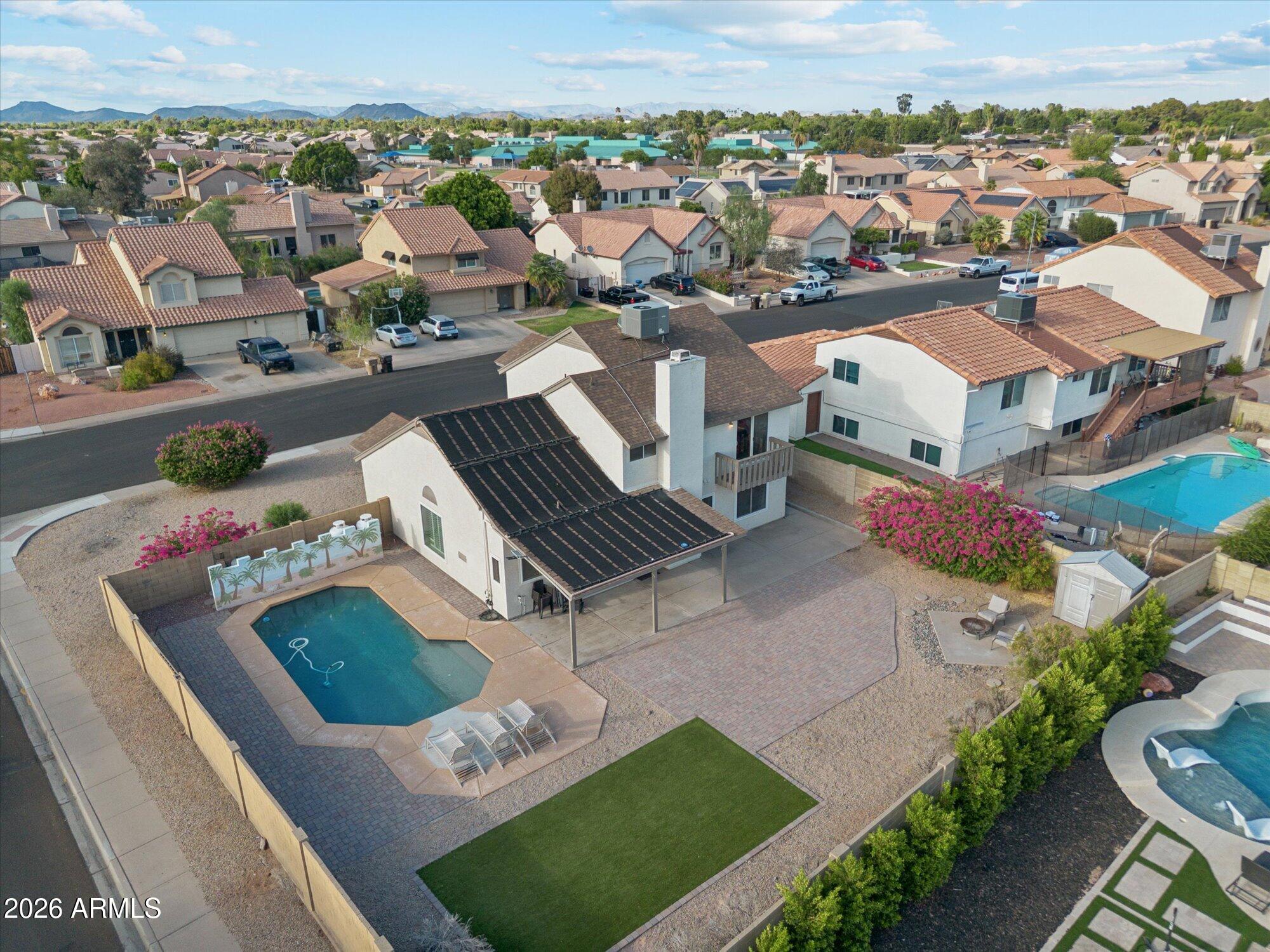 7233 W CORRINE Drive