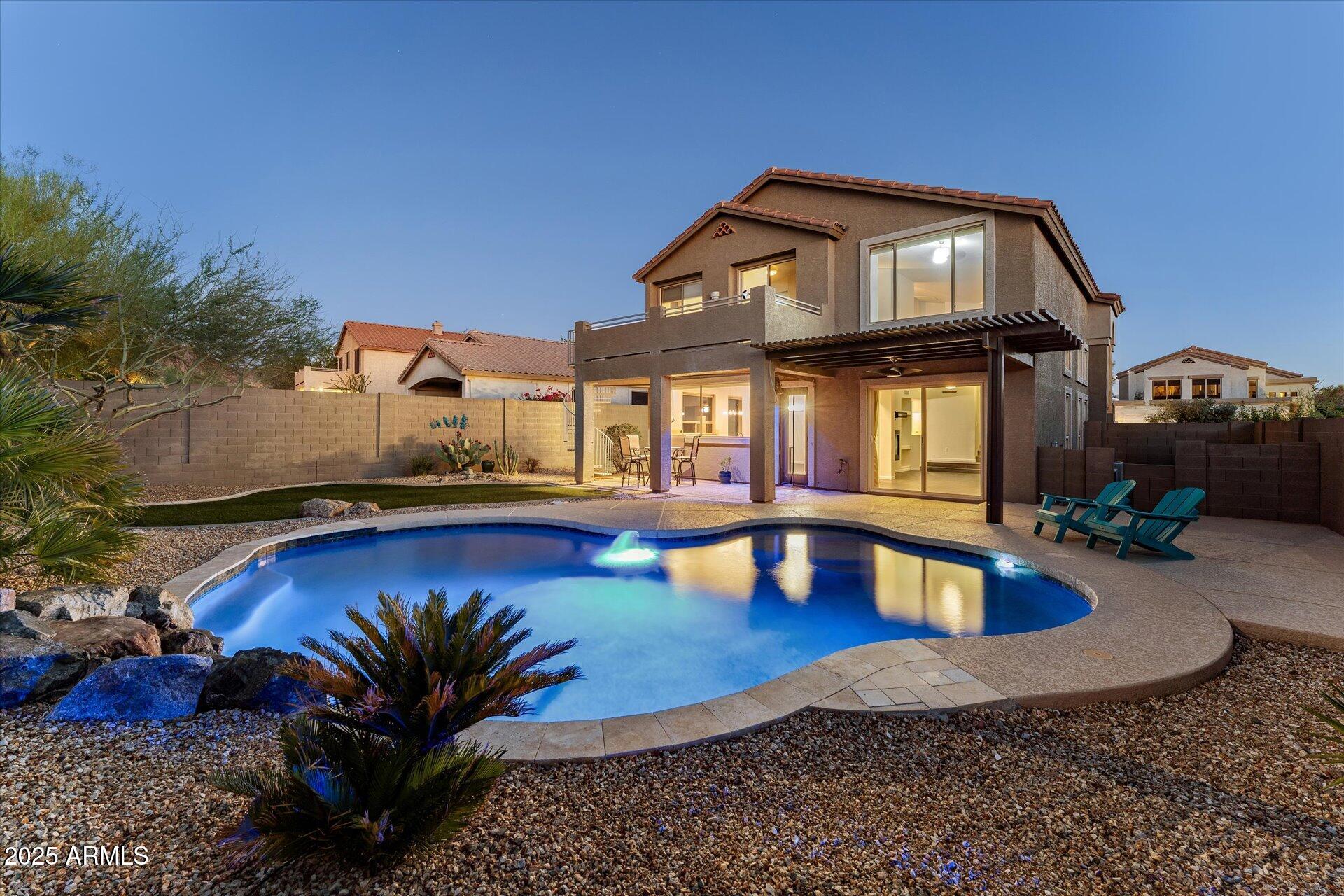 7306 E TYNDALL Street