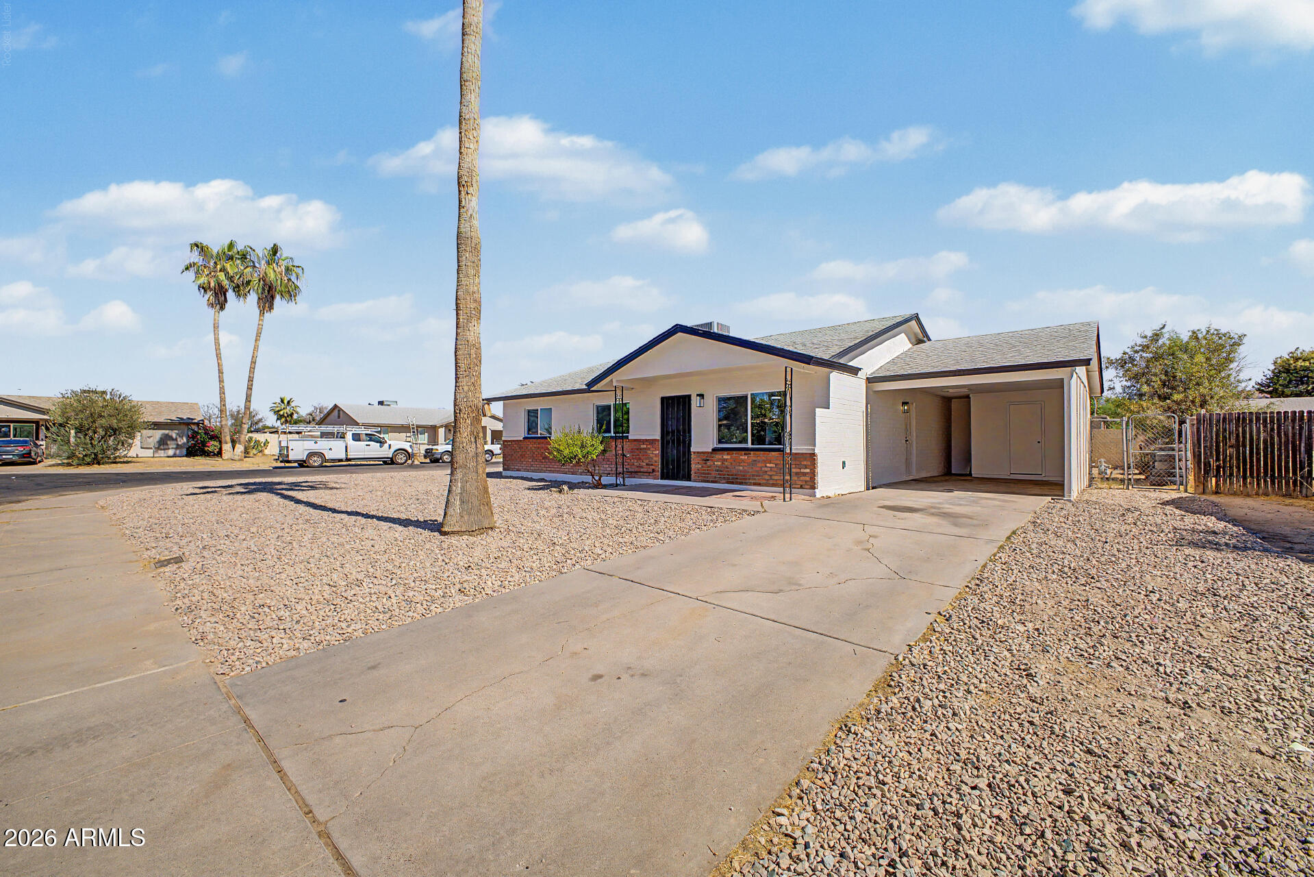 1703 W CARTER Road