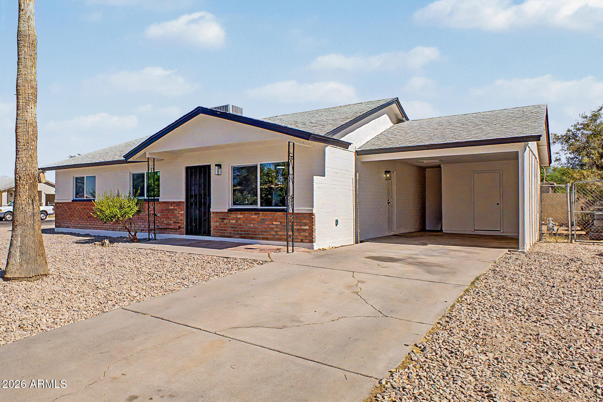 1703 W CARTER Road
