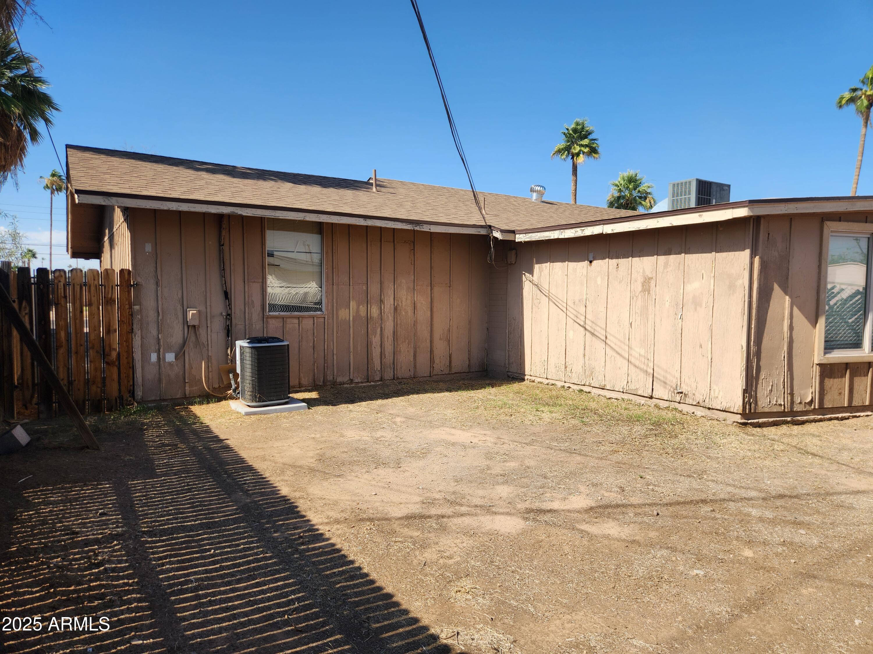 Homes 4 6017 W COLTER Street