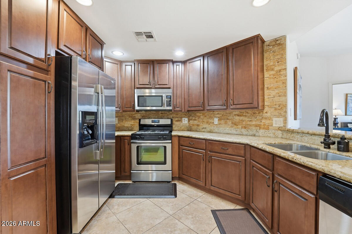 5350 E DEER VALLEY Drive 3255