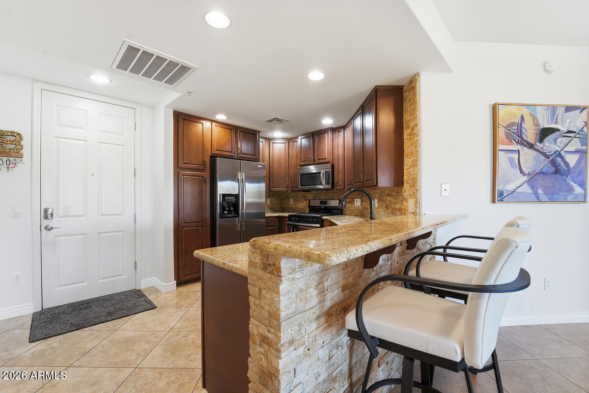 5350 E DEER VALLEY Drive 3255