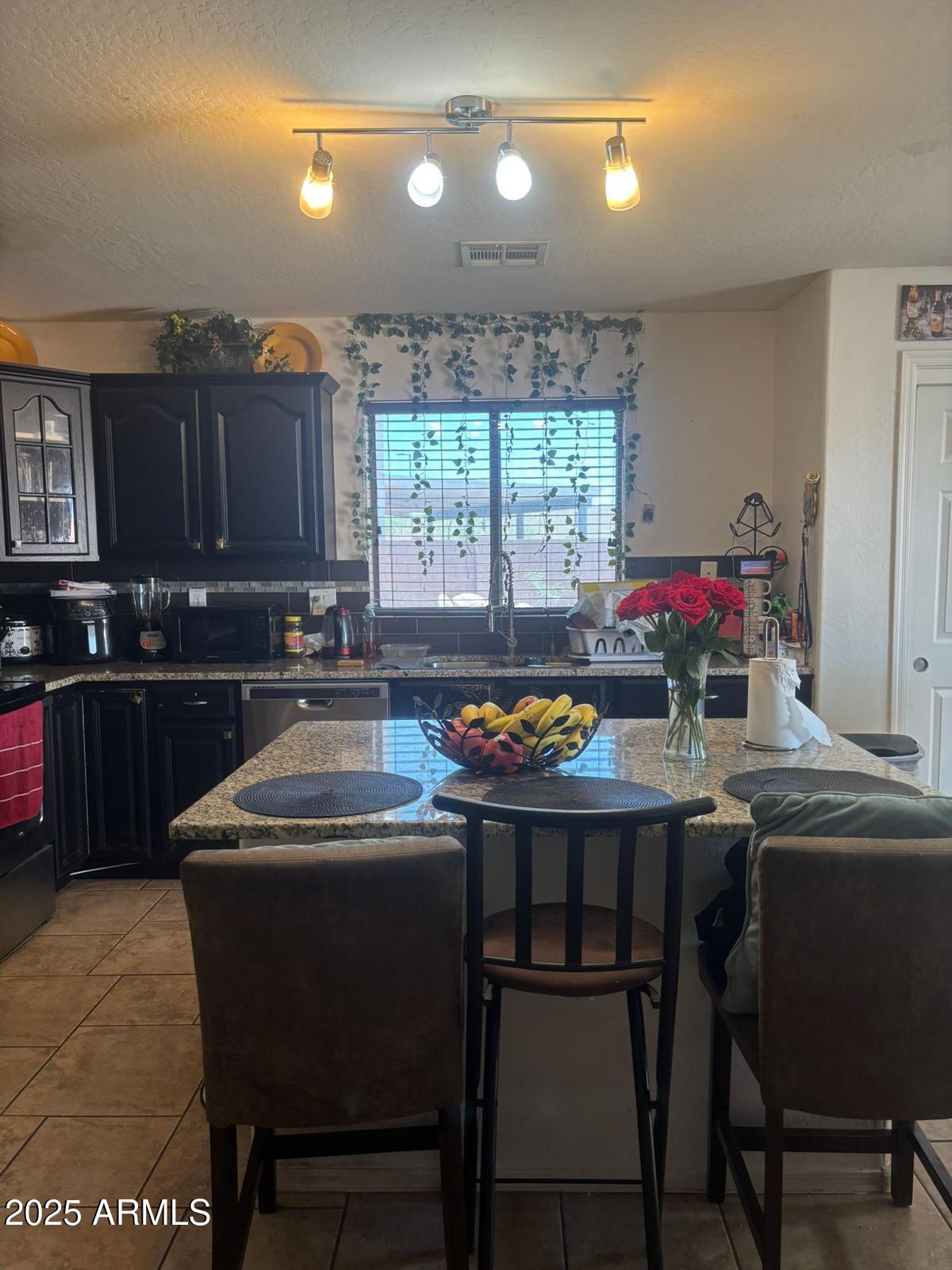 23890 W TWILIGHT Trail