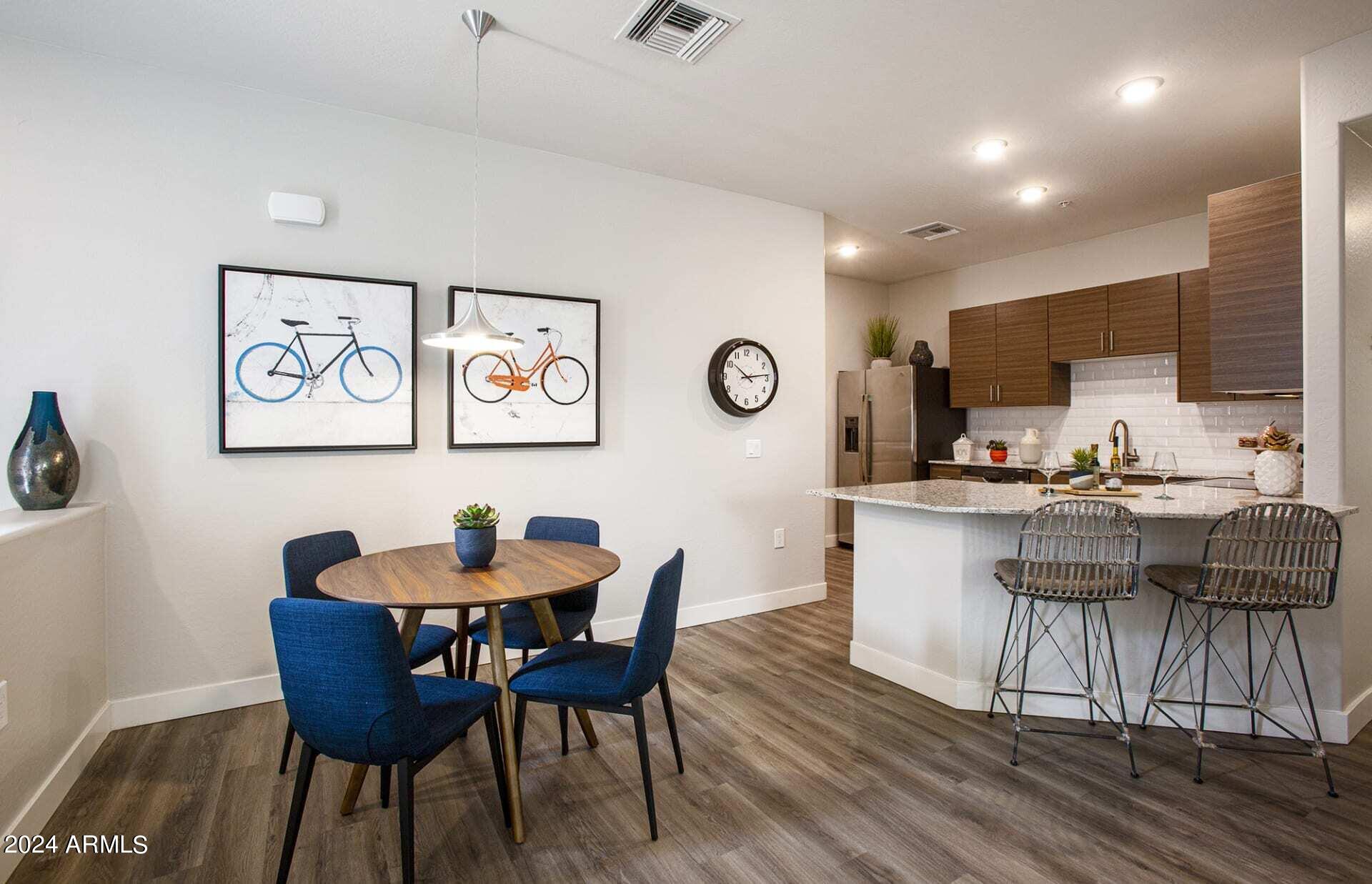 9700 S CENTRAL Avenue 3