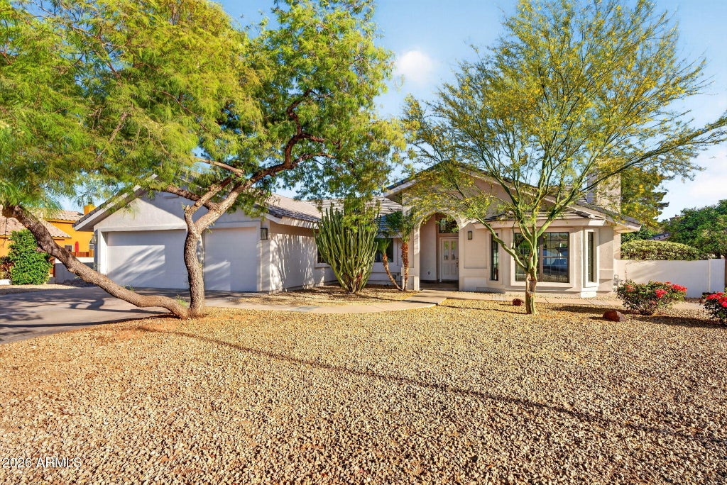 Photo of 2241 E Hermosa Vista Drive, Mesa, AZ 85213 (MLS # 7036056)
