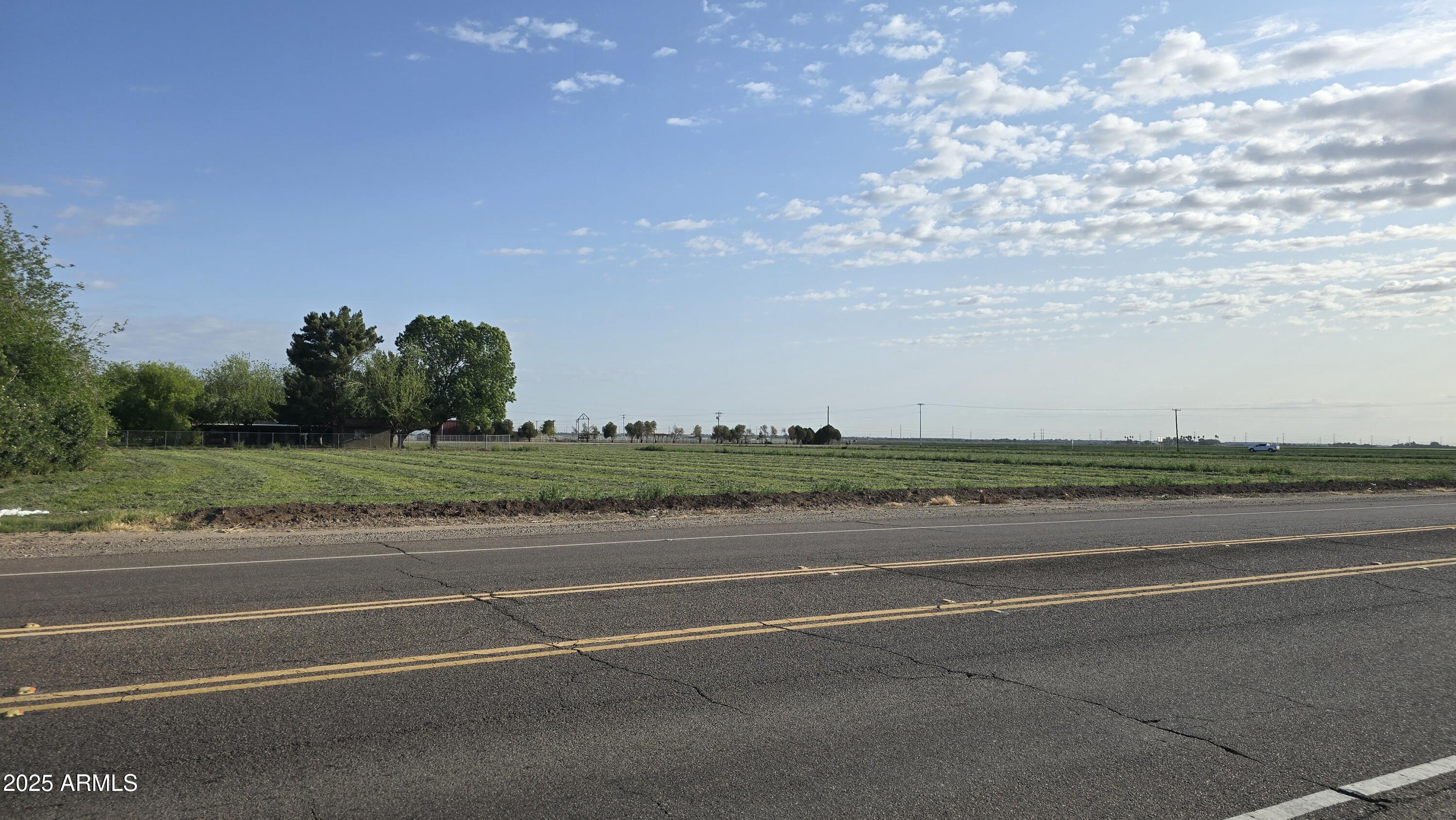 196XX W US Highway 85 -- -