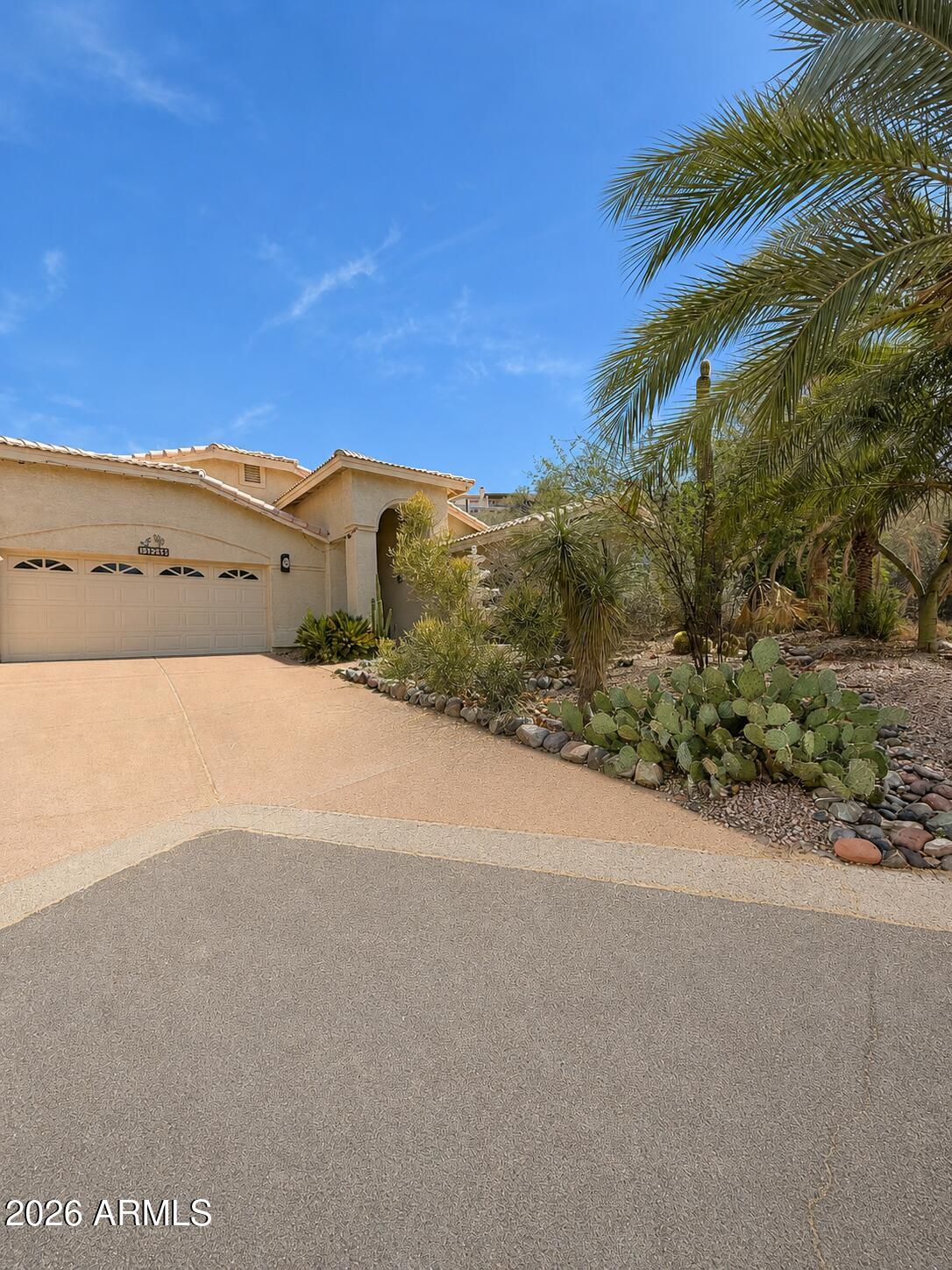 15214 E SHOOT OUT Plaza