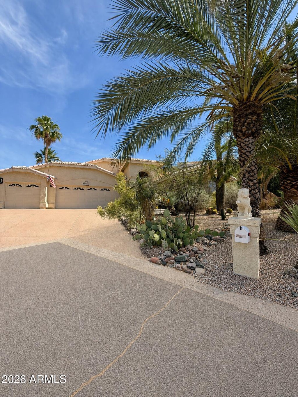 Photo of 15214 E Shoot Out Plaza, Fountain Hills, AZ 85268 (MLS # 7031059)