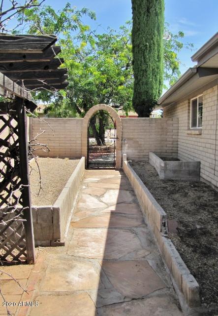 BUENA UNIT 3 - Residential Lease