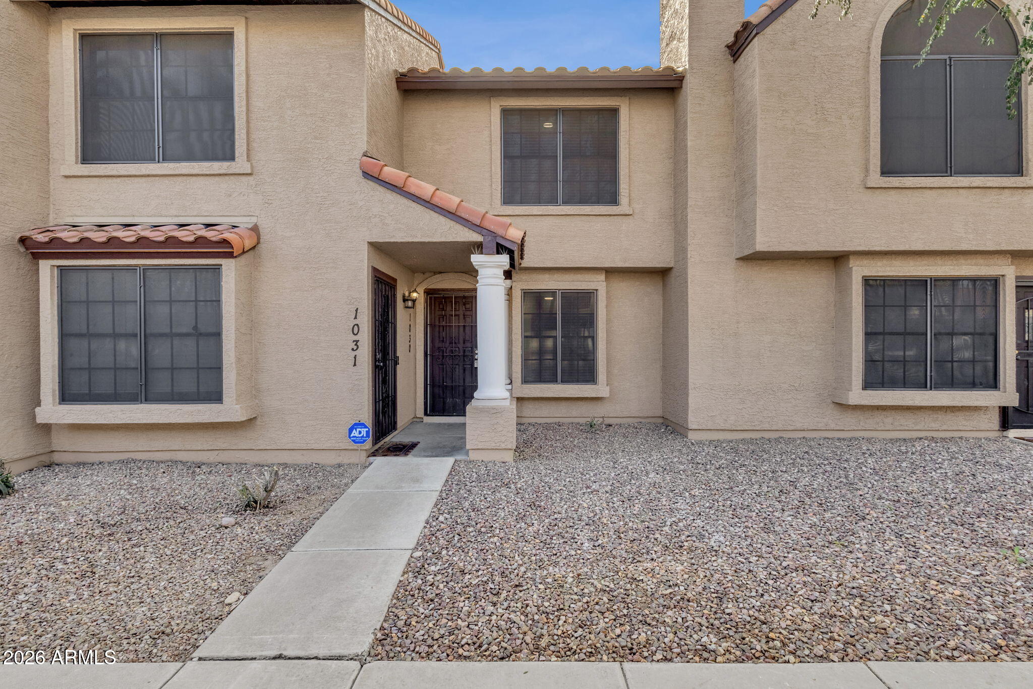 921 W UNIVERSITY Drive 1030