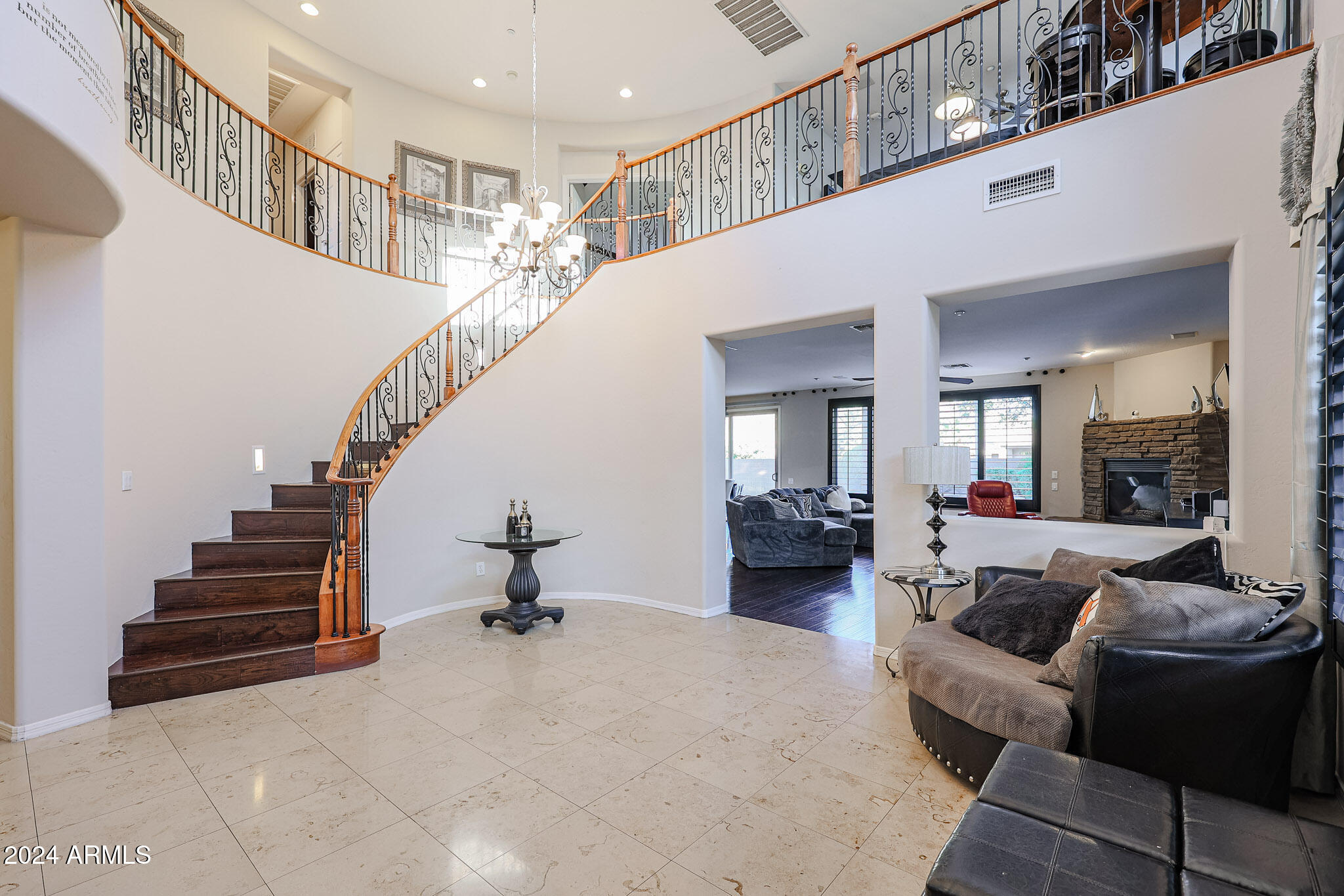 4929 W MARCUS Drive