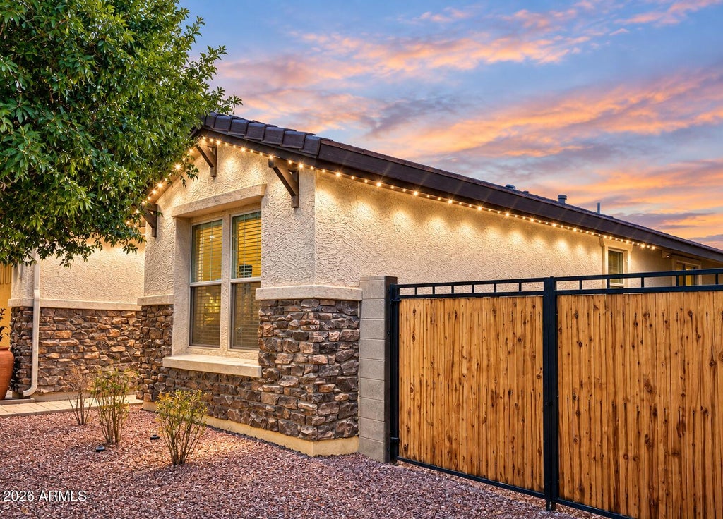 Photo of 21960 N 97th Glen, Peoria, AZ 85383 (MLS # 7076523)