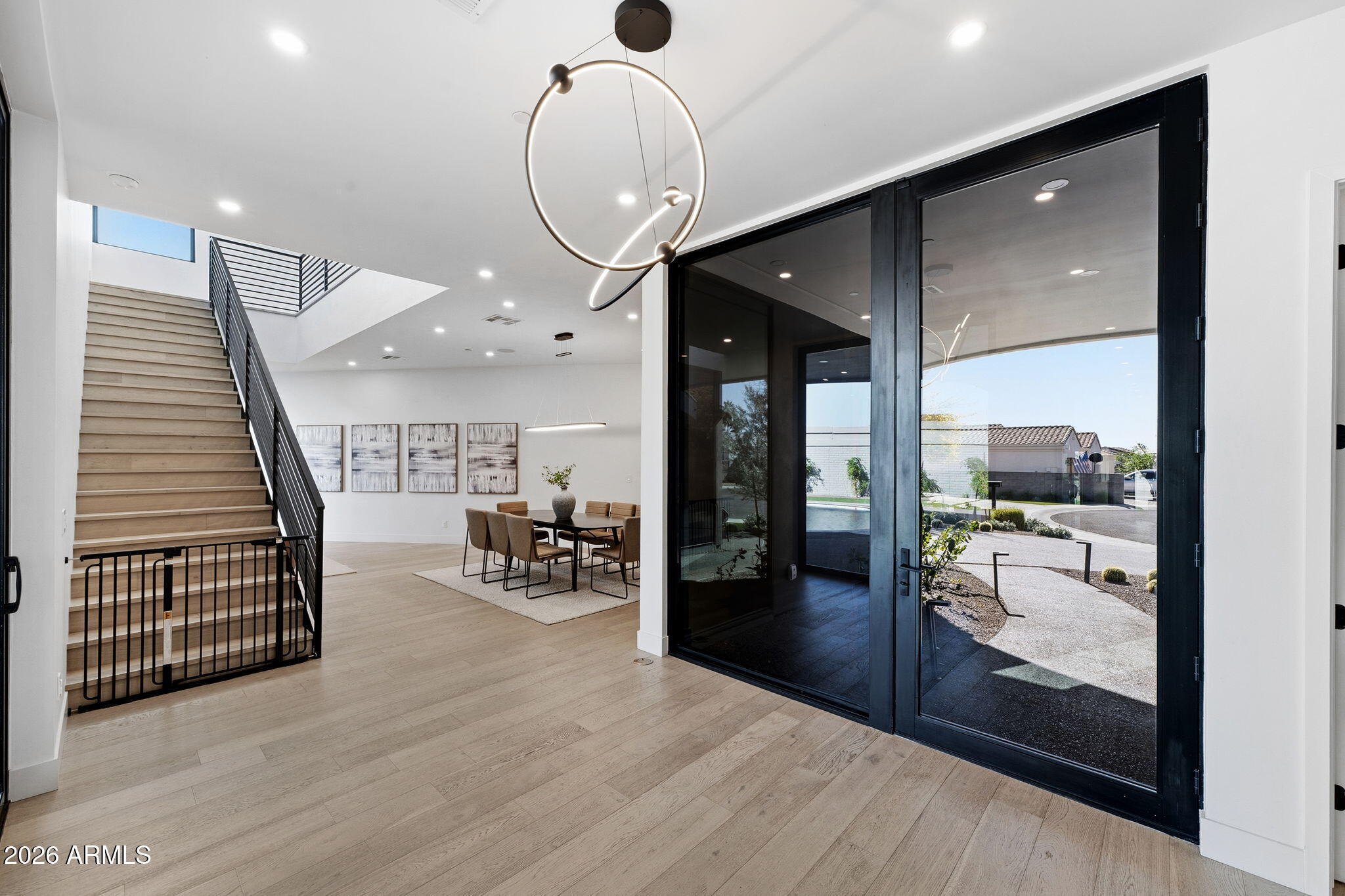 1831 E PALMAIRE Avenue