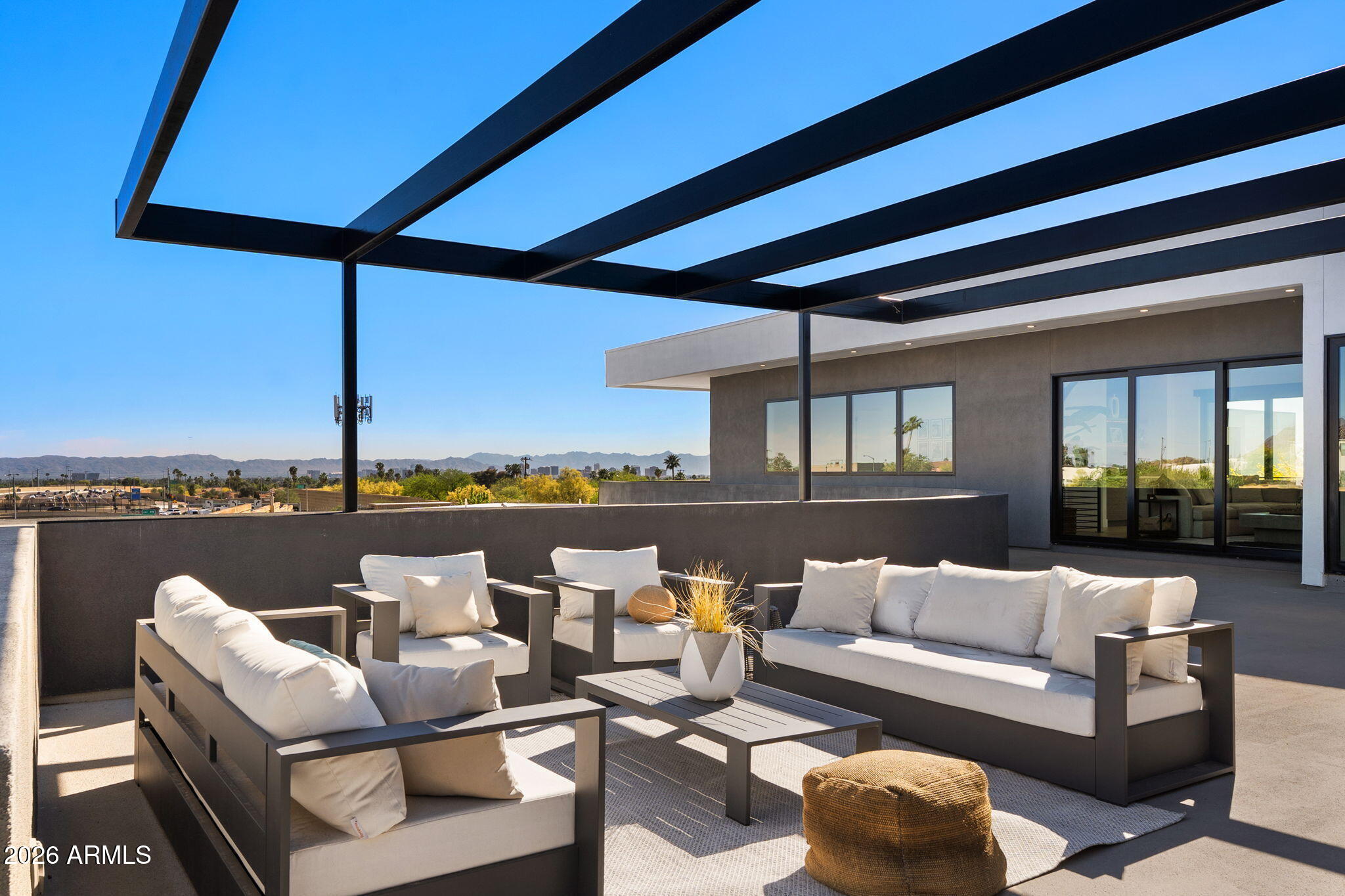 18TH STREET AND PALMAIRE AVENUE - Residential