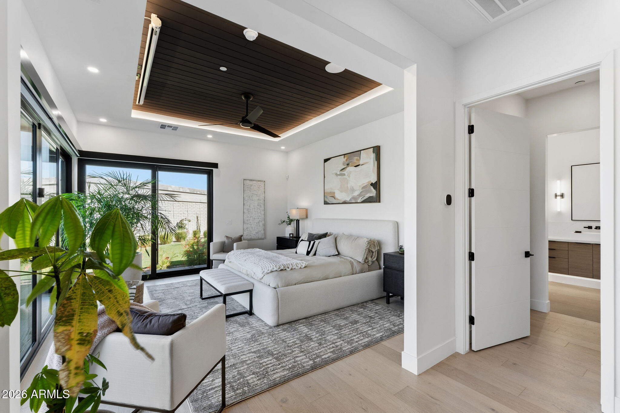 18TH STREET AND PALMAIRE AVENUE - Residential