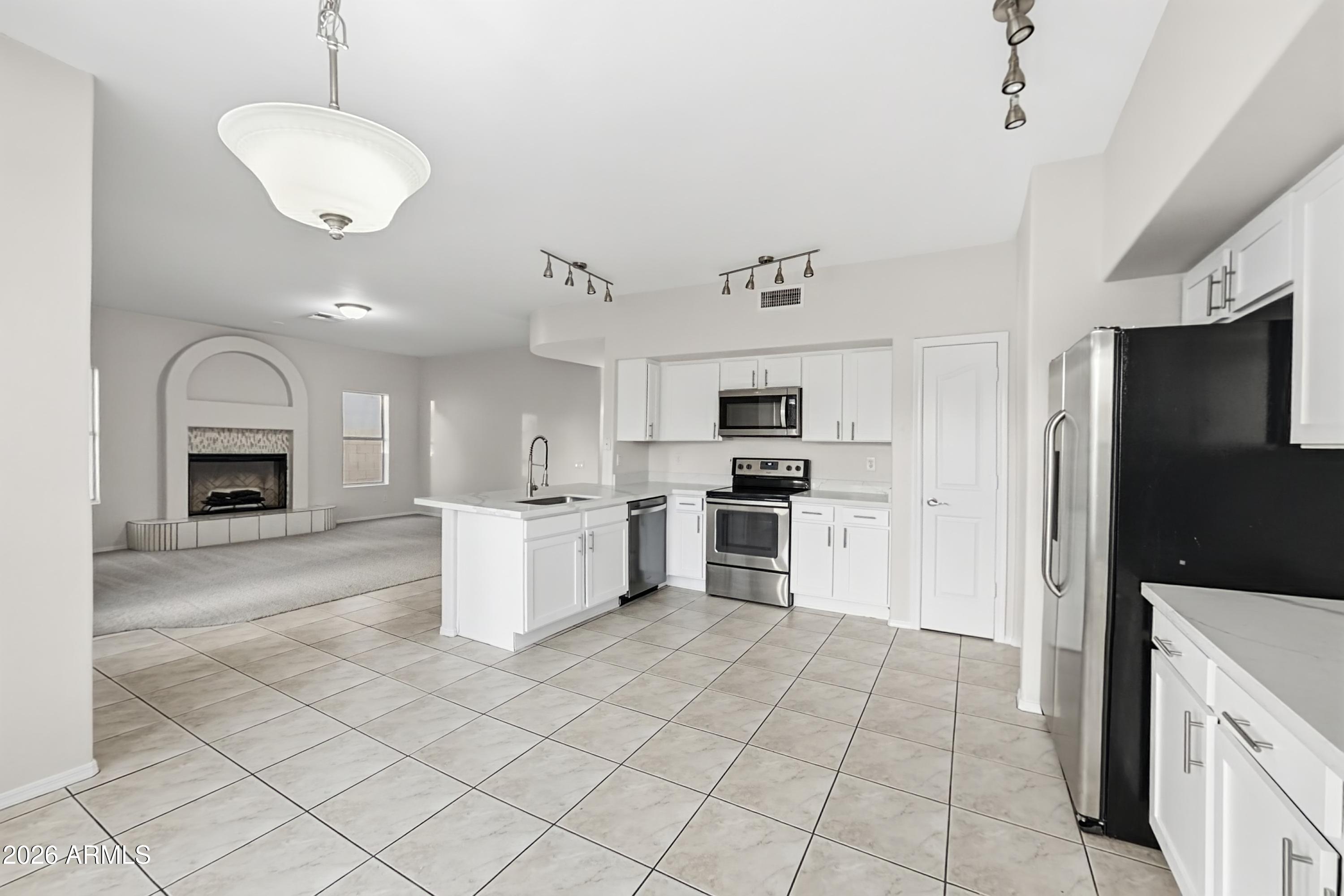 Homes for Sale in Queen Creek Arizona 4 1156 N Fiji Way
