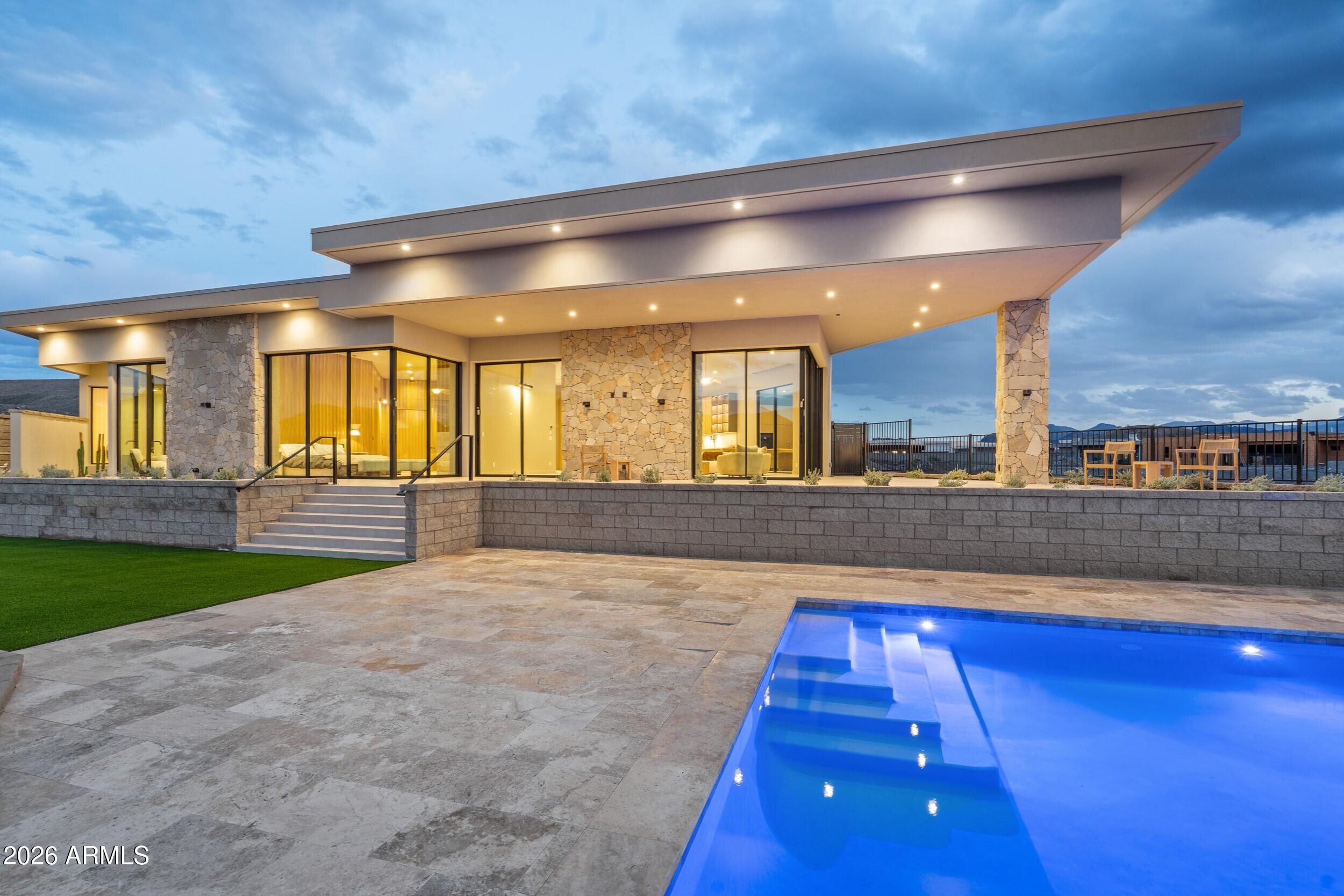 2421 Wren Cove Way