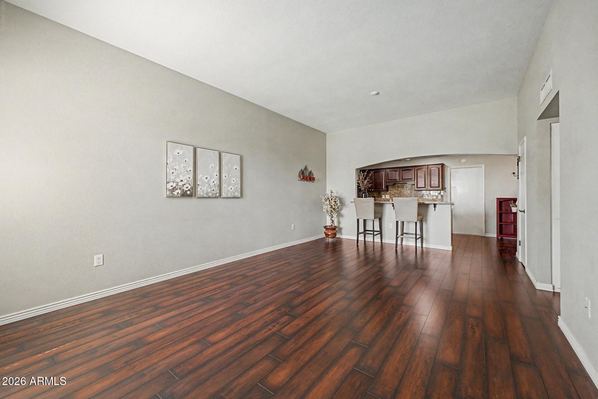 10042 W HAWTHORN Drive