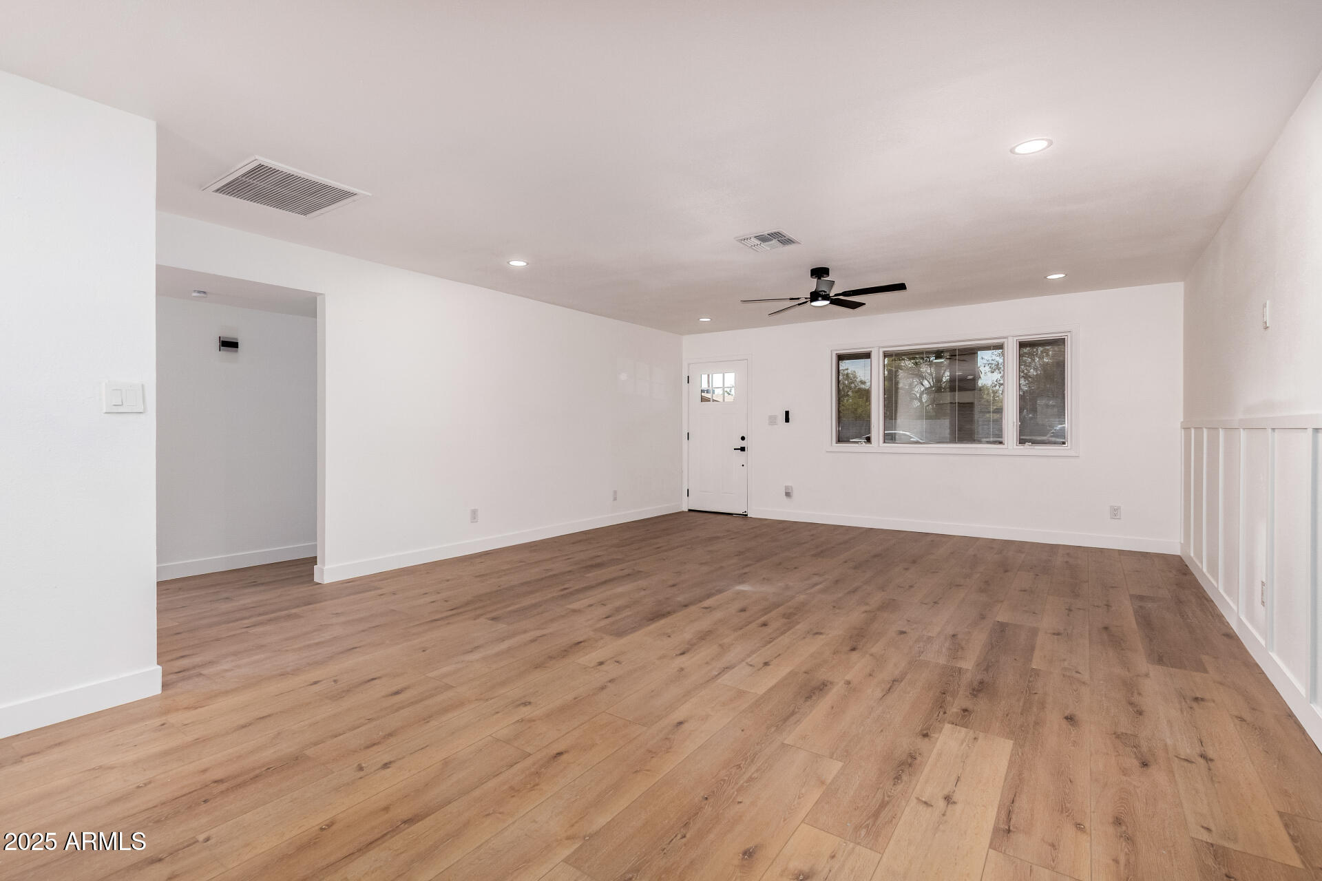 525 S VISALIA --