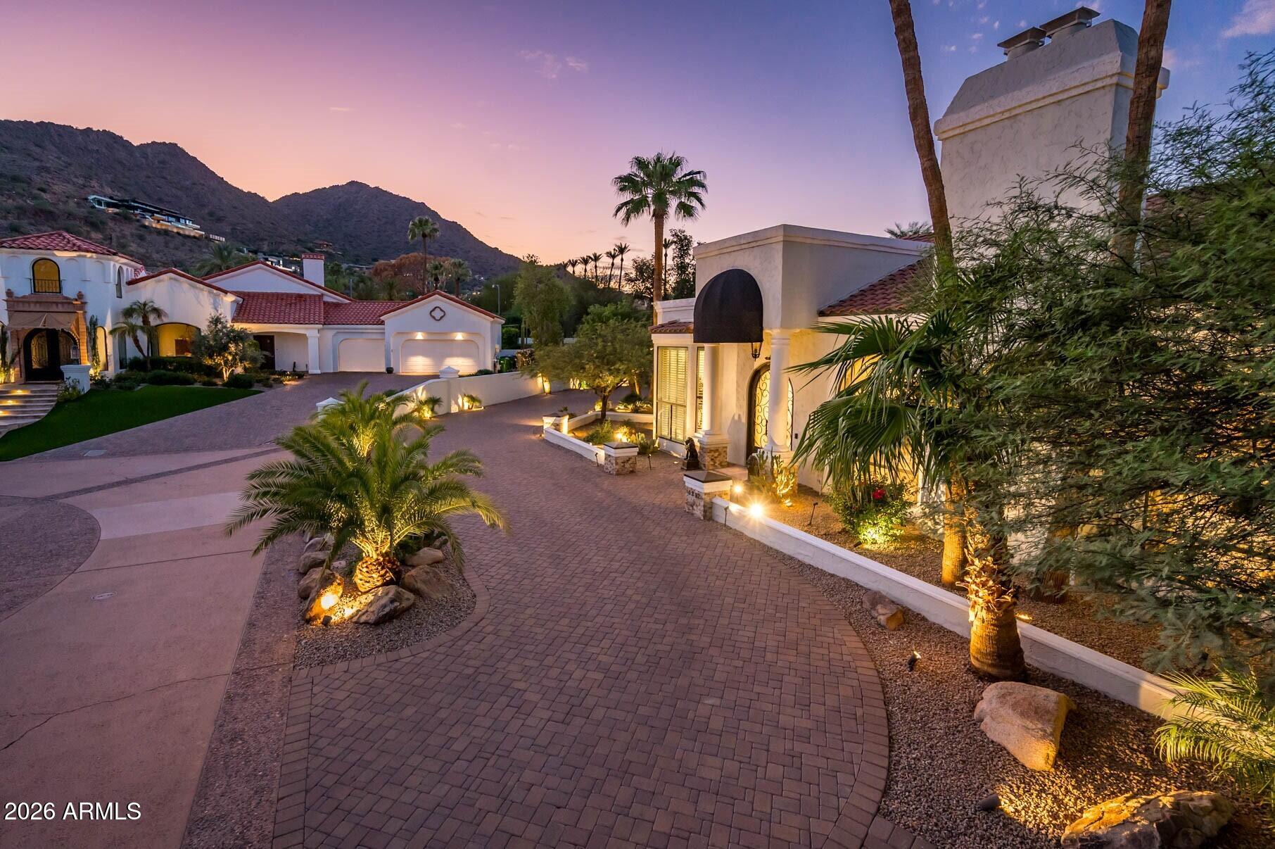 6332 E VISTA Drive