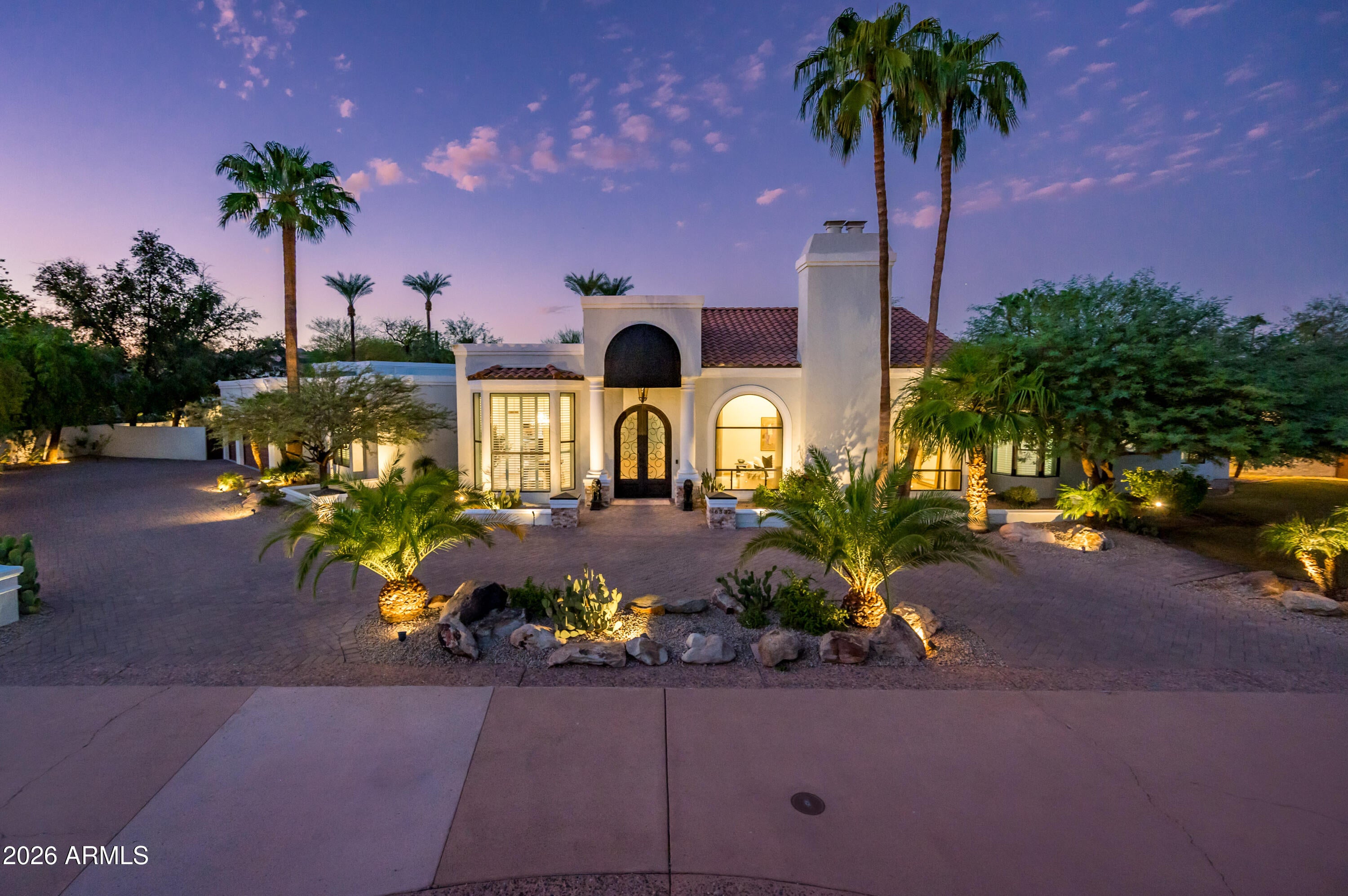 6332 E VISTA Drive
