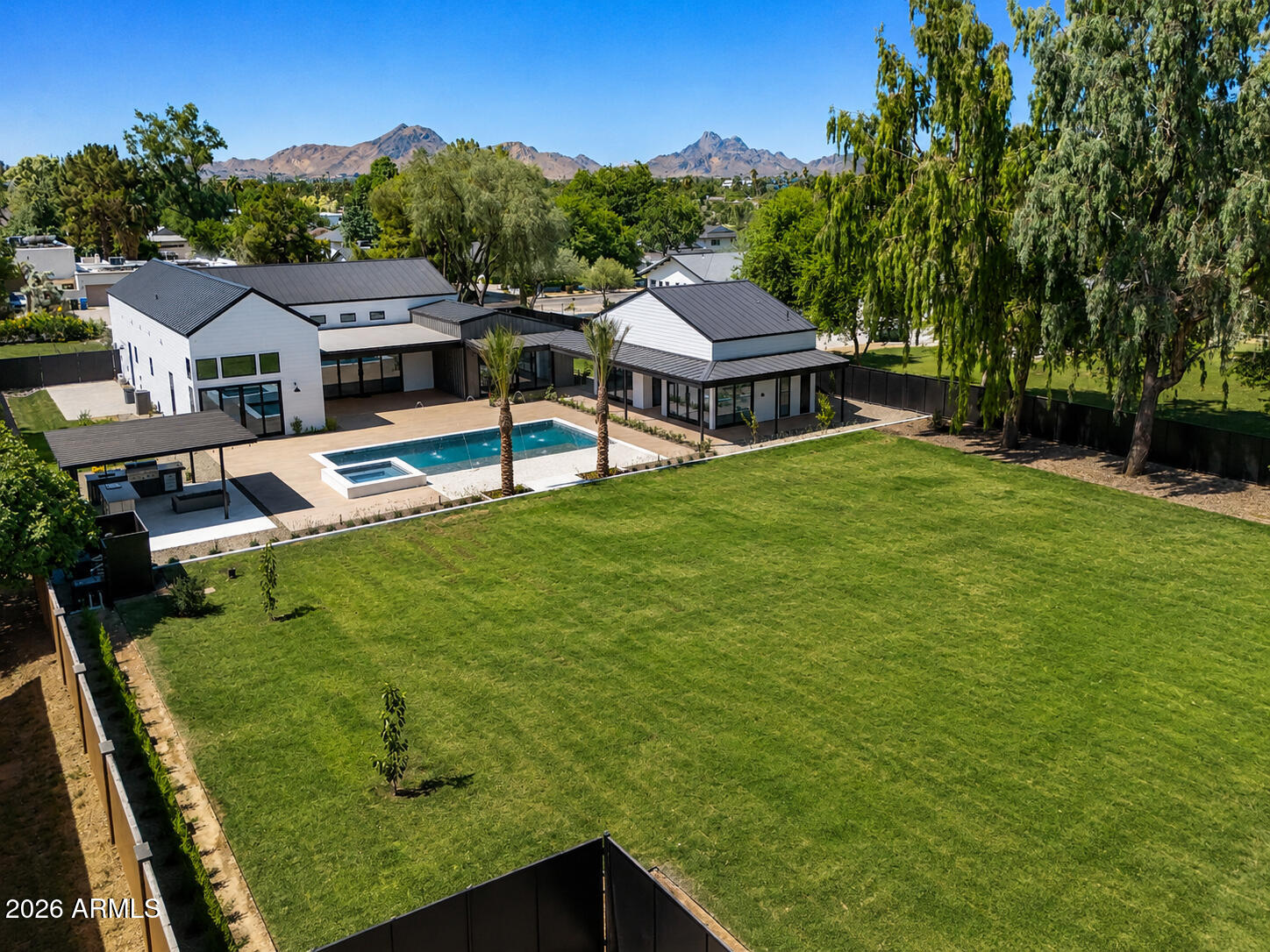 SUNBURST FARMS EAST 3 - Residential