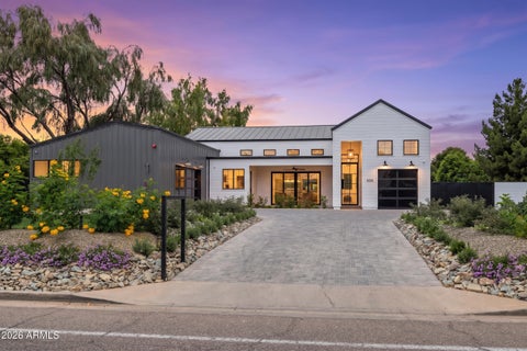 Photo of 5226 E Sweetwater Avenue, Scottsdale, AZ 85254 (MLS # 7002747)