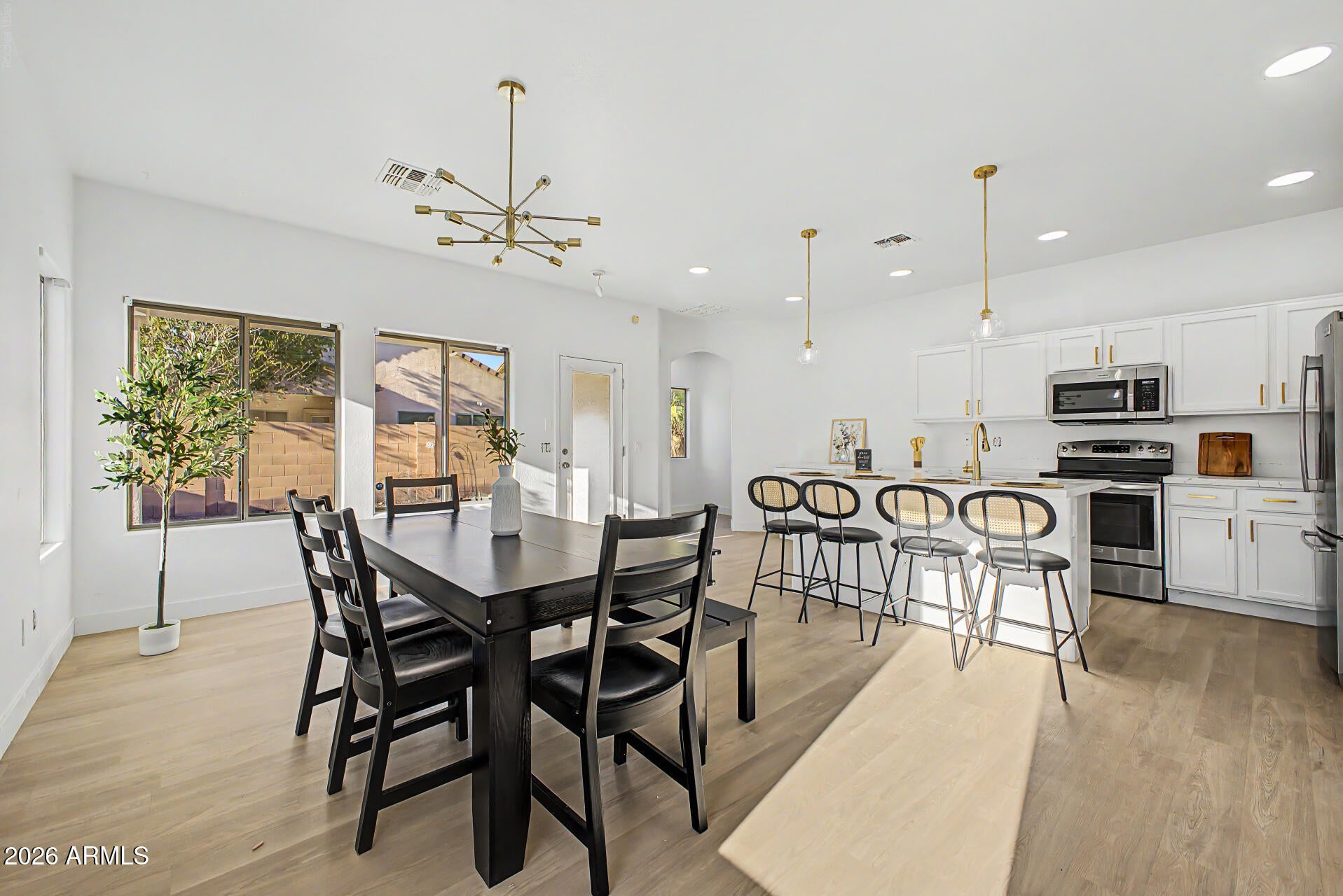45070 W WINDROSE Drive
