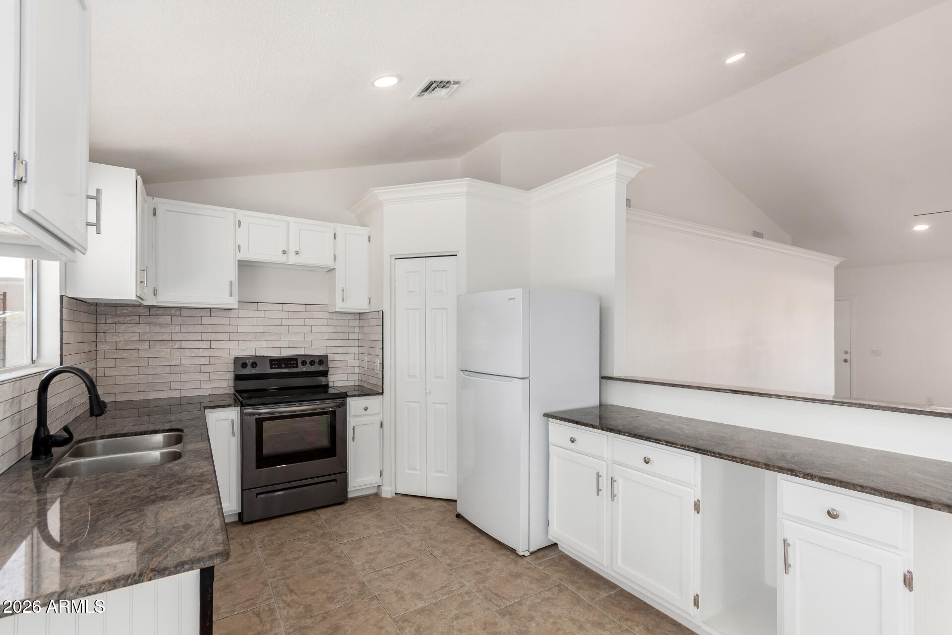 10097 W MARIPOSA Street