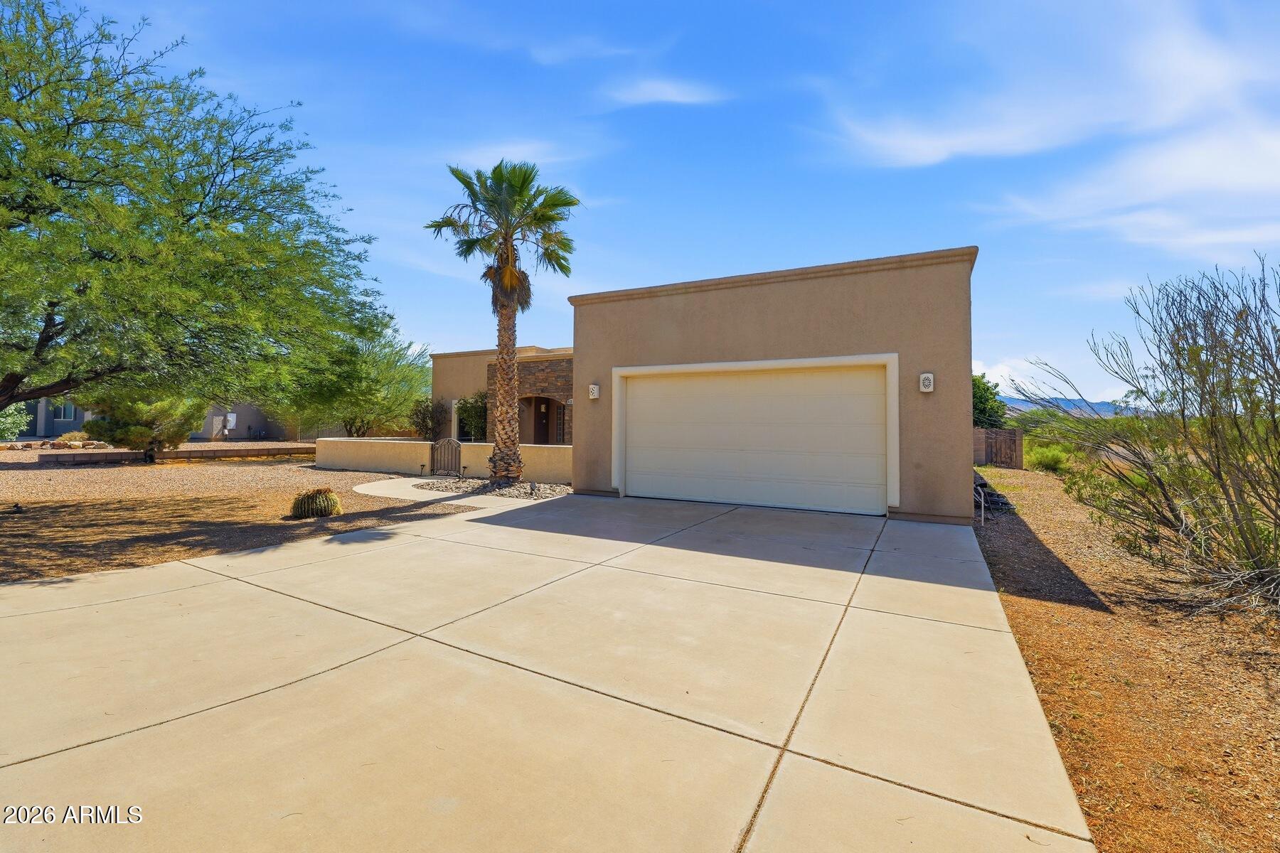 4212 S HACKBERRY Drive