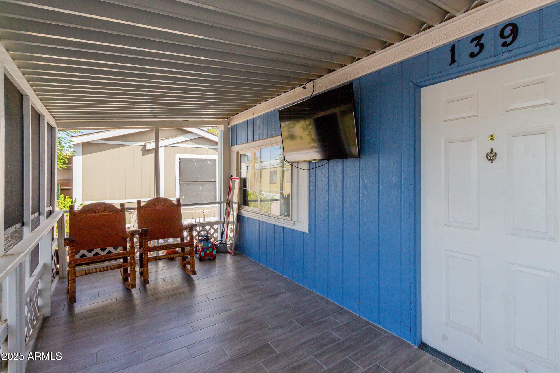 555 W WARNER Road 139