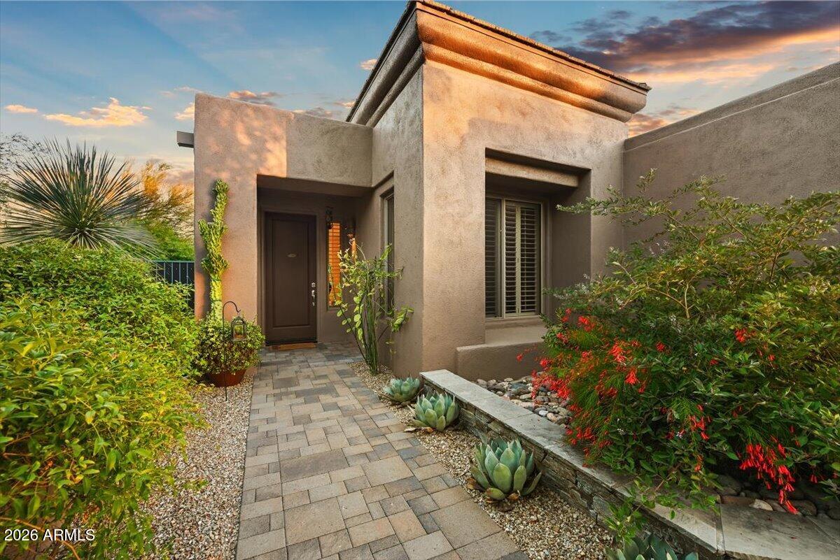 6755 E NIGHTINGALE STAR Circle