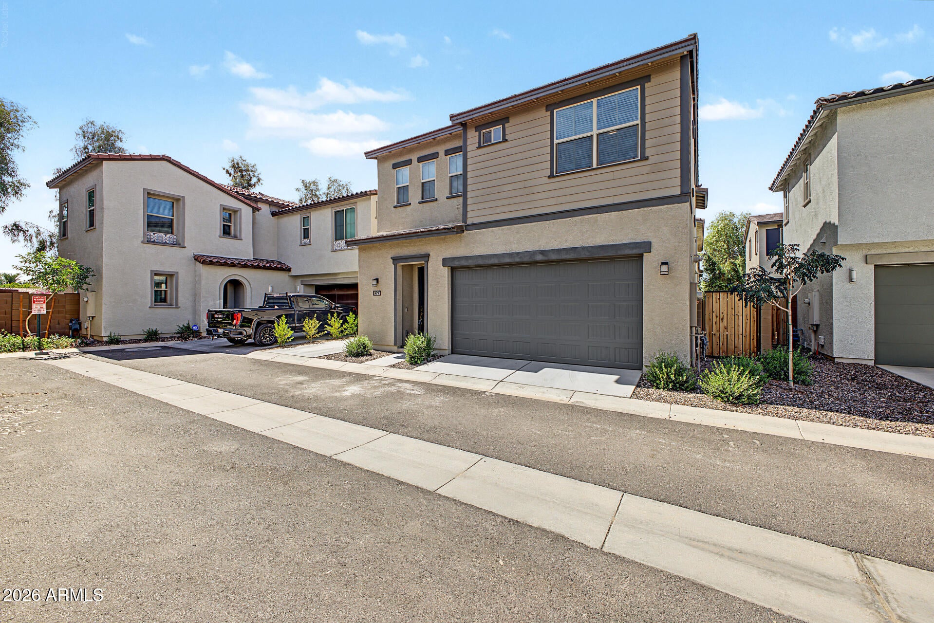 1323 W BLUEJAY Drive