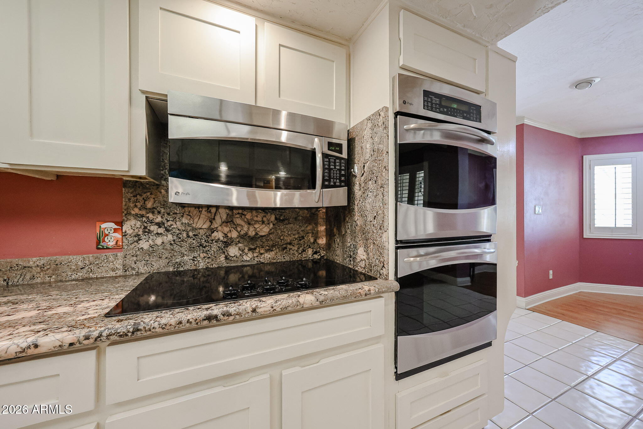 SIERRA BONITA UNIT 4 - Residential