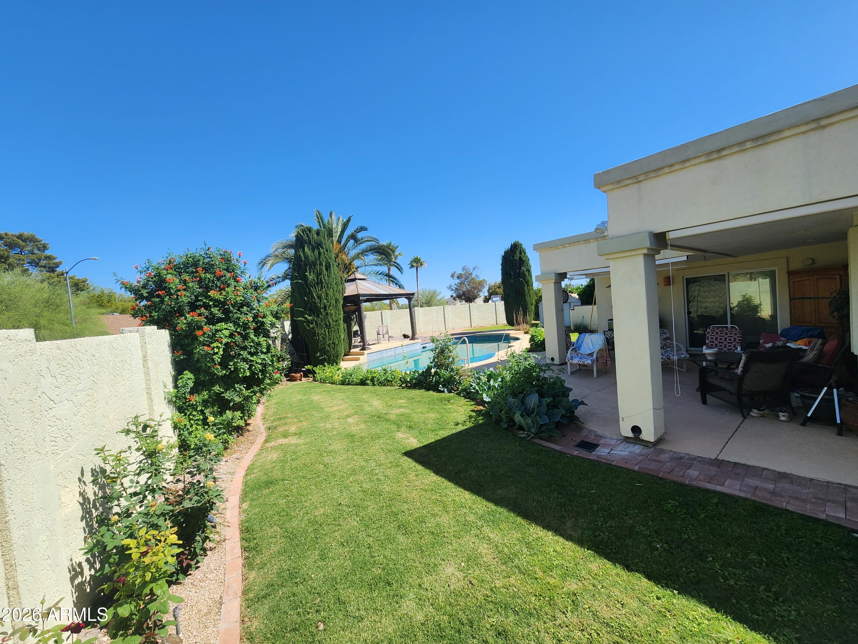 SIERRA BONITA UNIT 4 - Residential