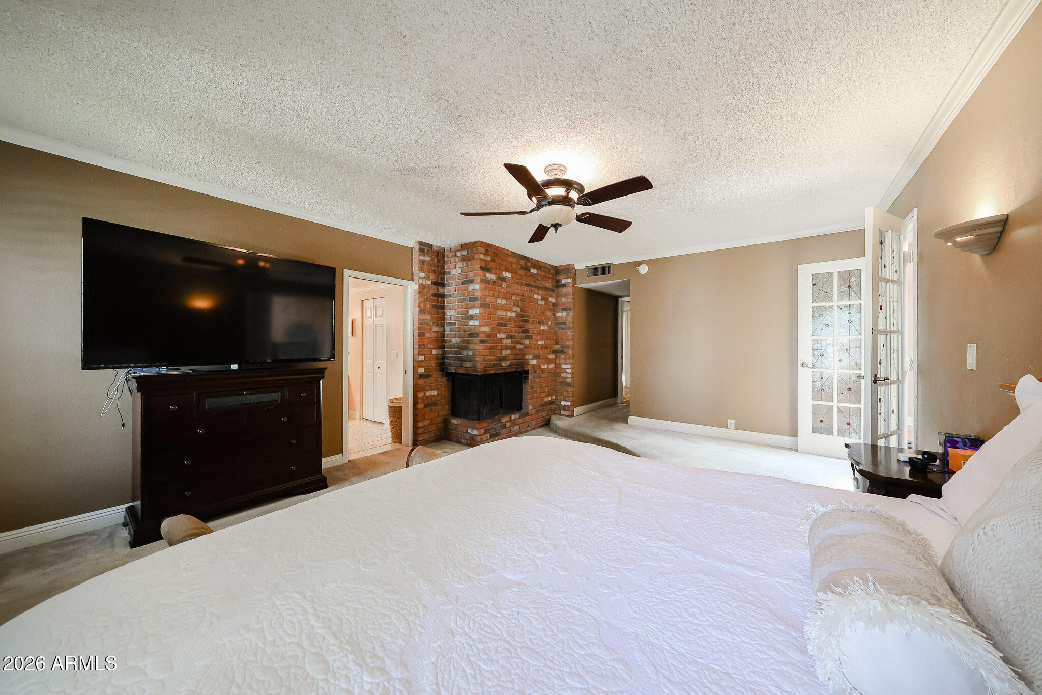 SIERRA BONITA UNIT 4 - Residential