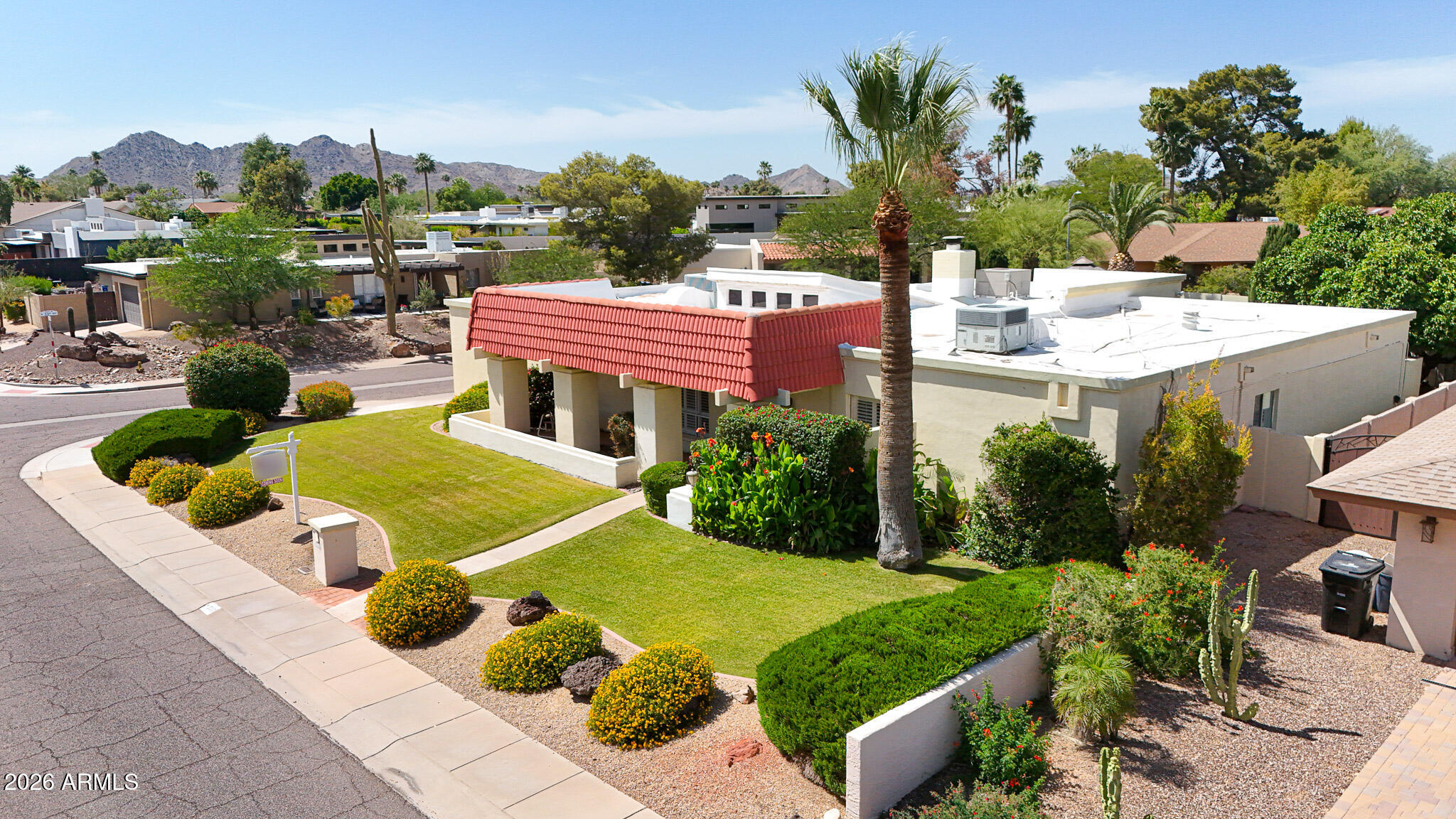 SIERRA BONITA UNIT 4 - Residential