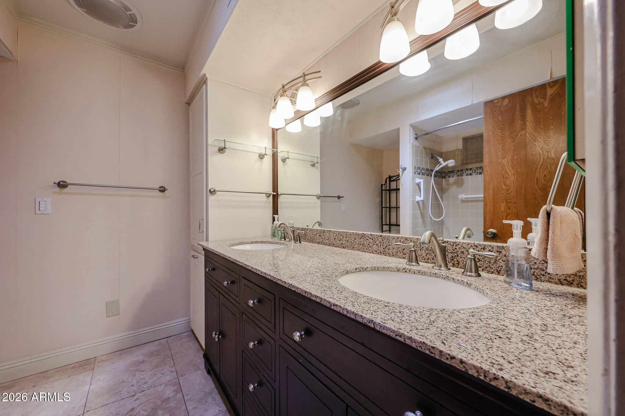 SIERRA BONITA UNIT 4 - Residential