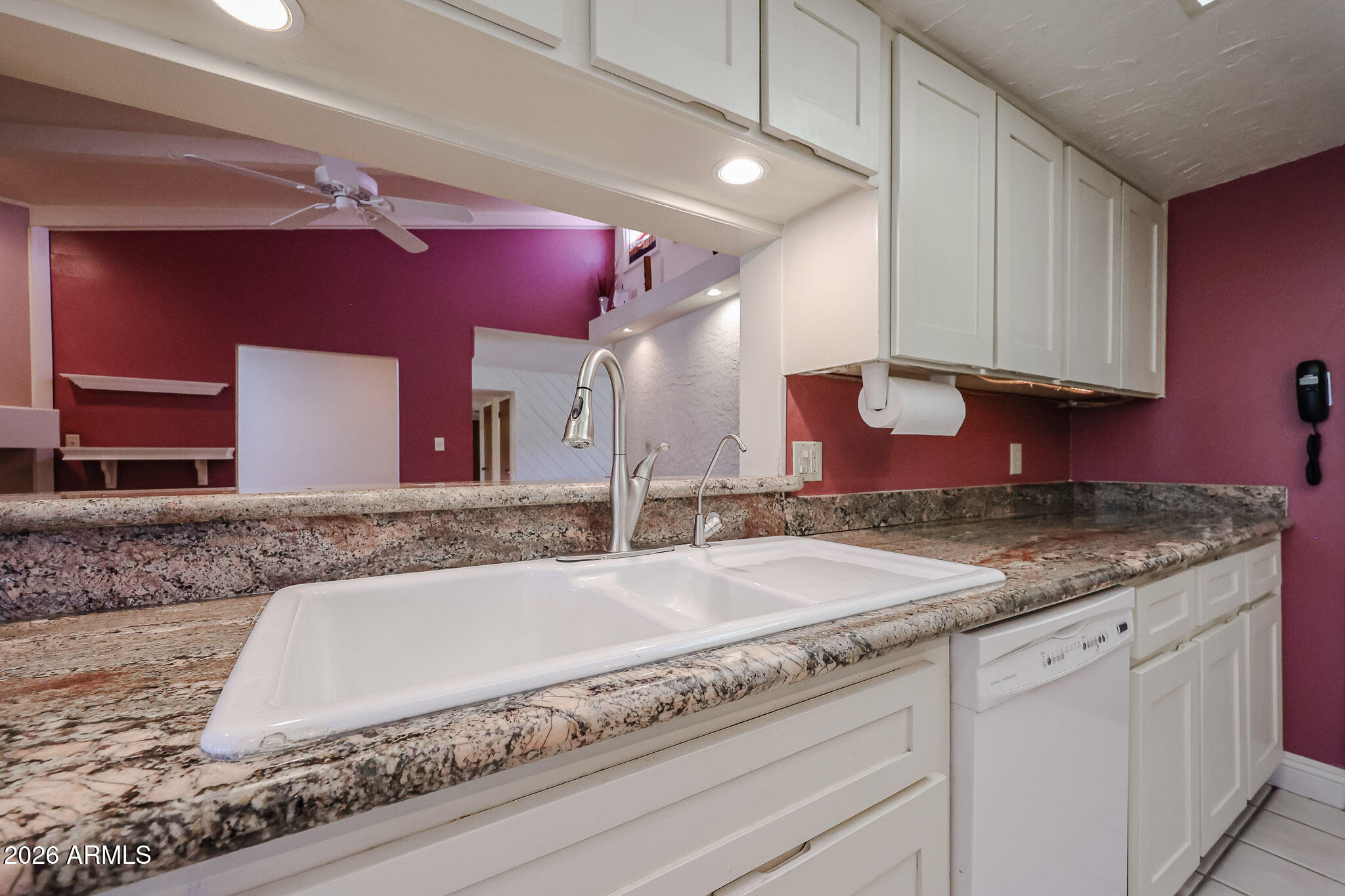 SIERRA BONITA UNIT 4 - Residential
