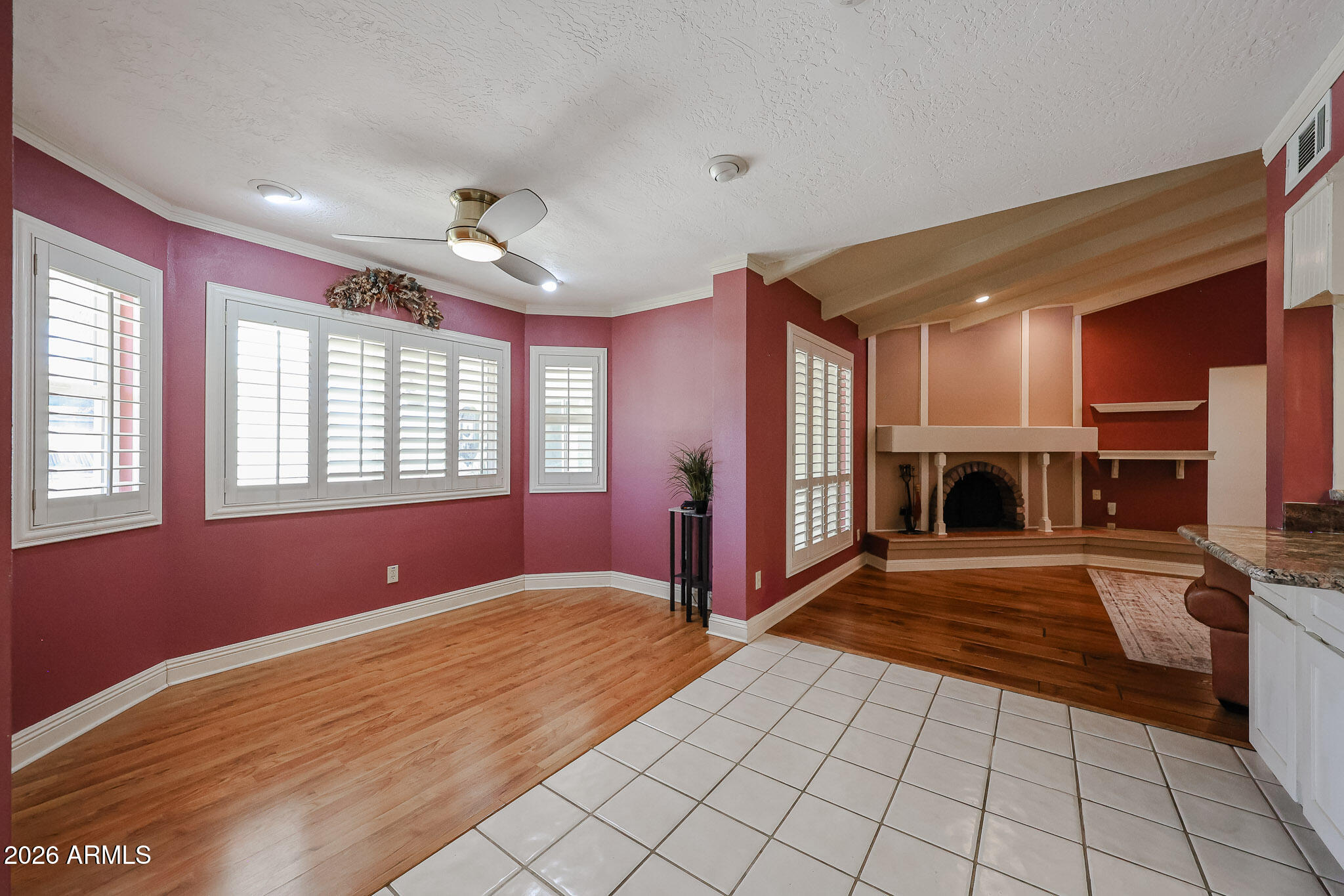 SIERRA BONITA UNIT 4 - Residential