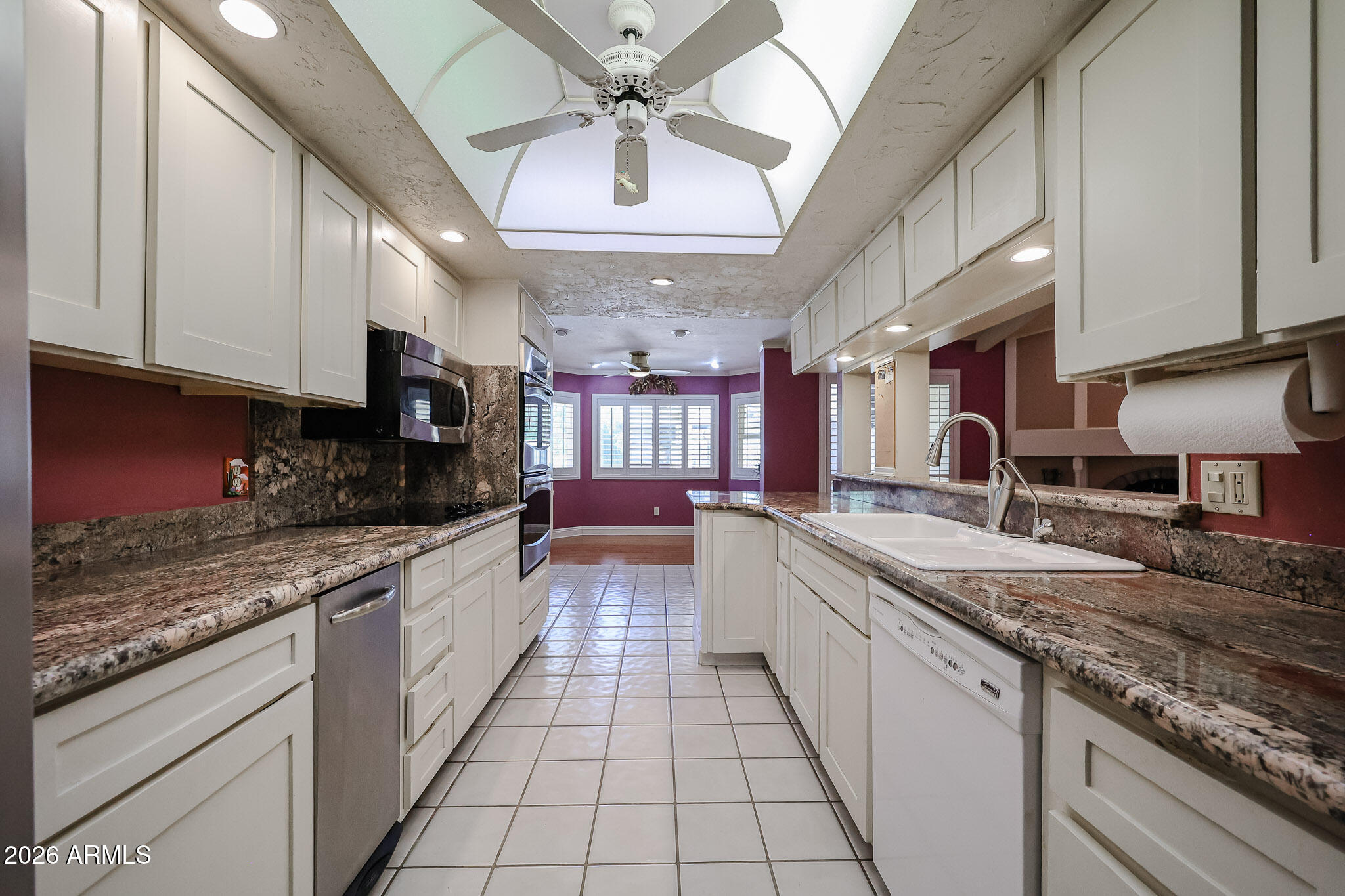 SIERRA BONITA UNIT 4 - Residential